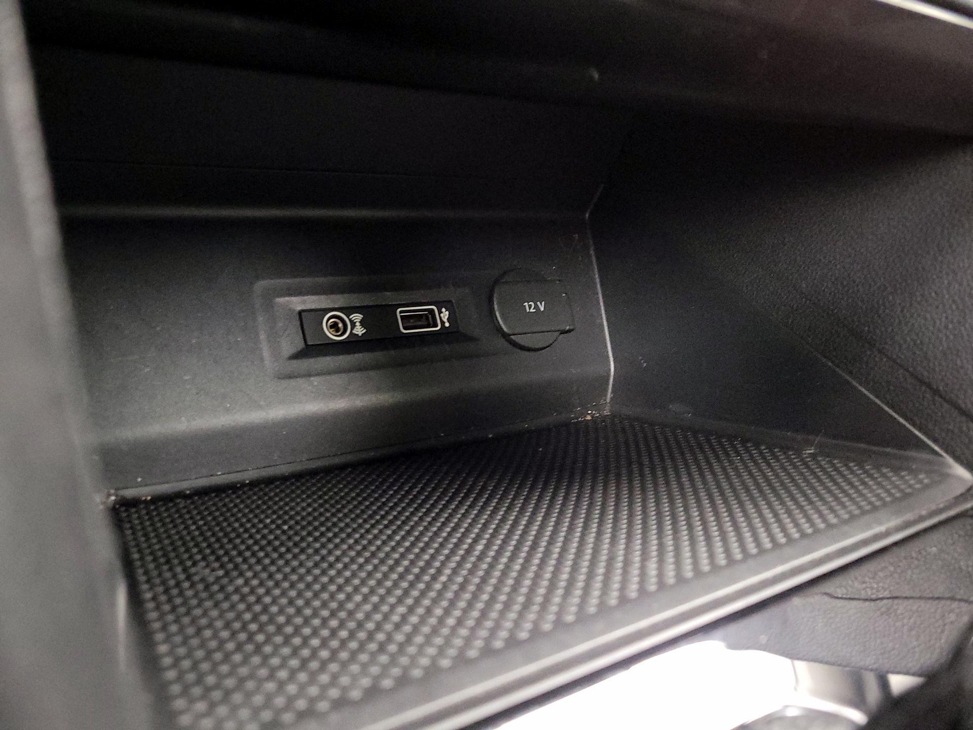 Thumbnail: 2018 Volkswagen Atlas - 18