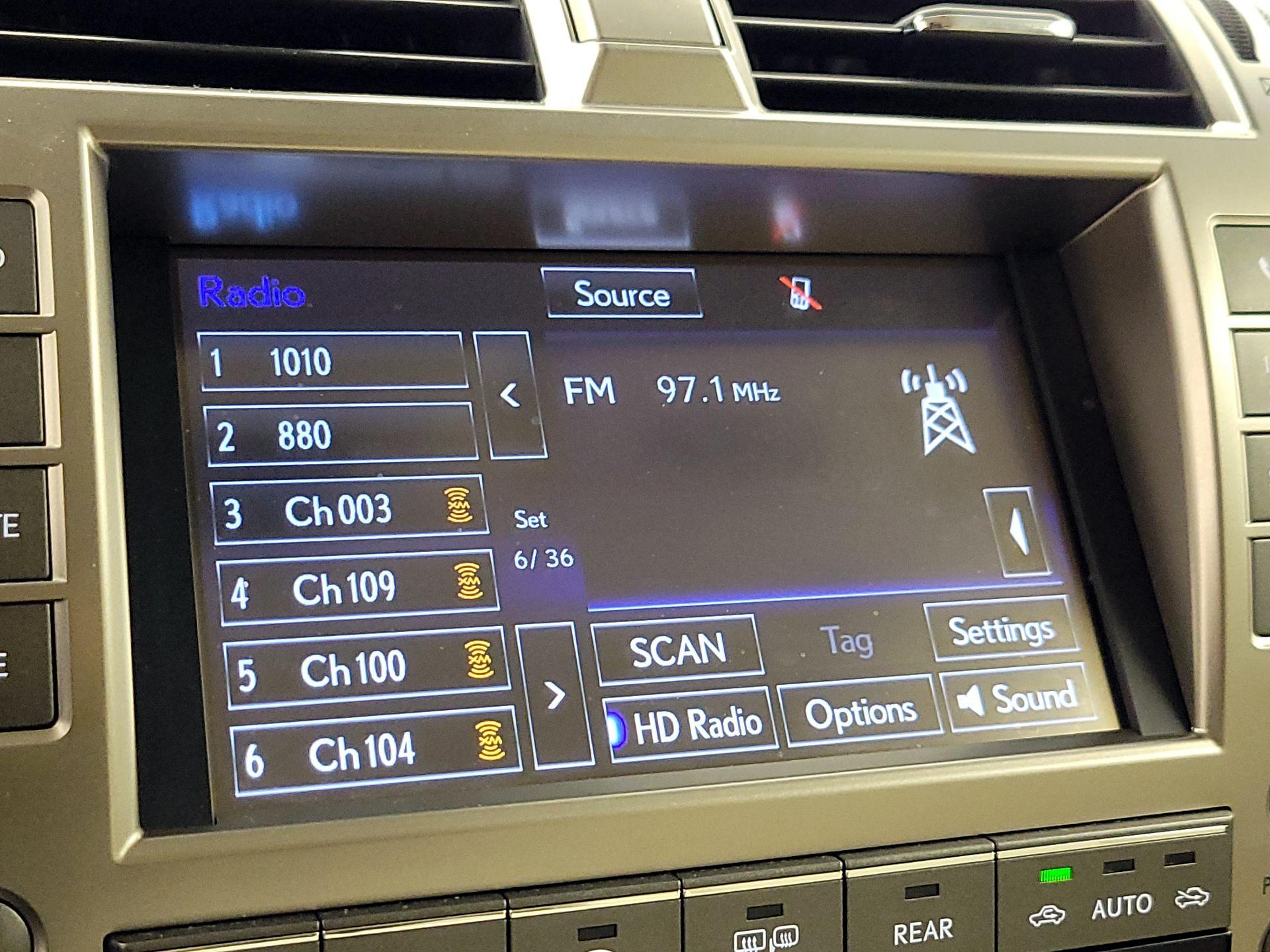 Thumbnail: 2020 Lexus GX - 16