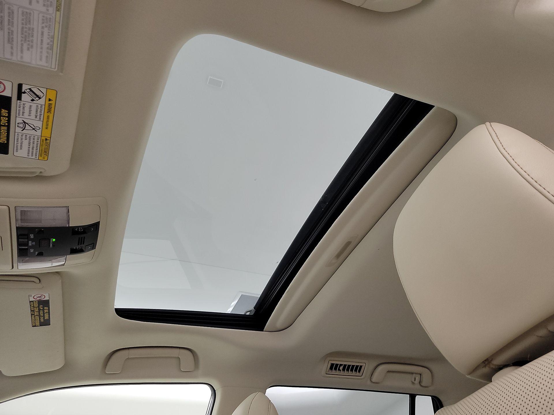 Thumbnail: 2020 Lexus GX - 20