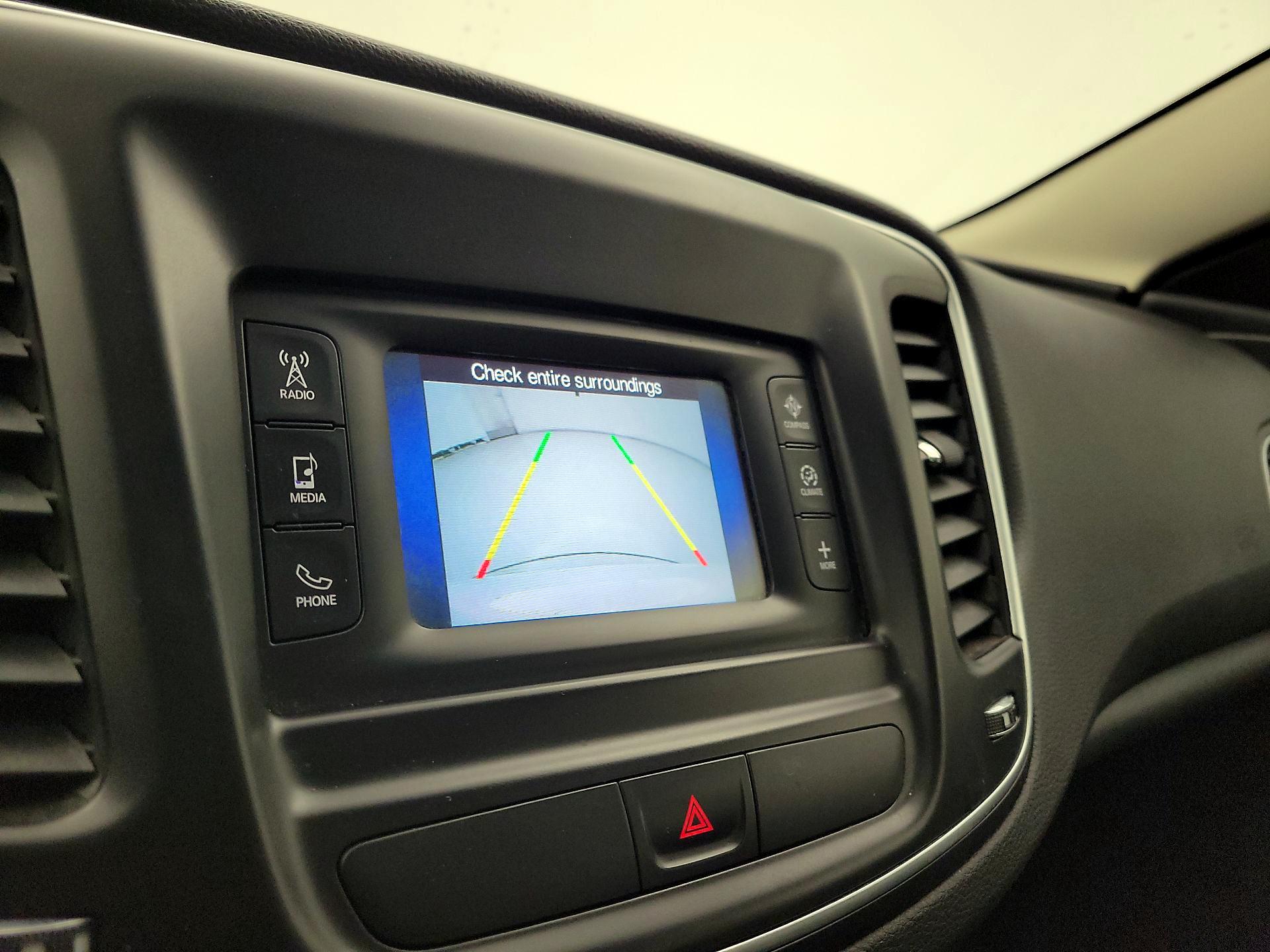 Thumbnail: 2015 Chrysler 200 - 14