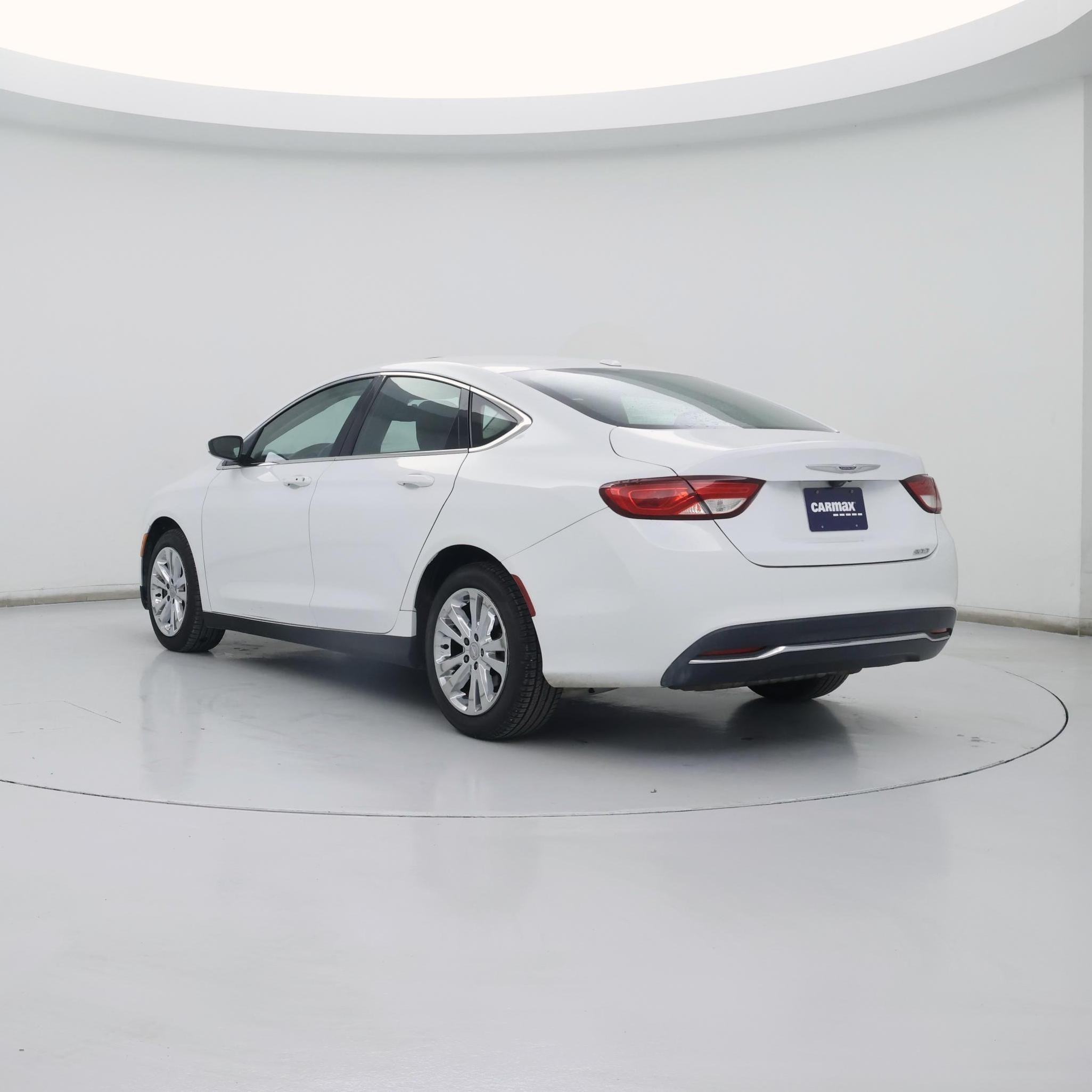 Thumbnail: 2015 Chrysler 200 - 2