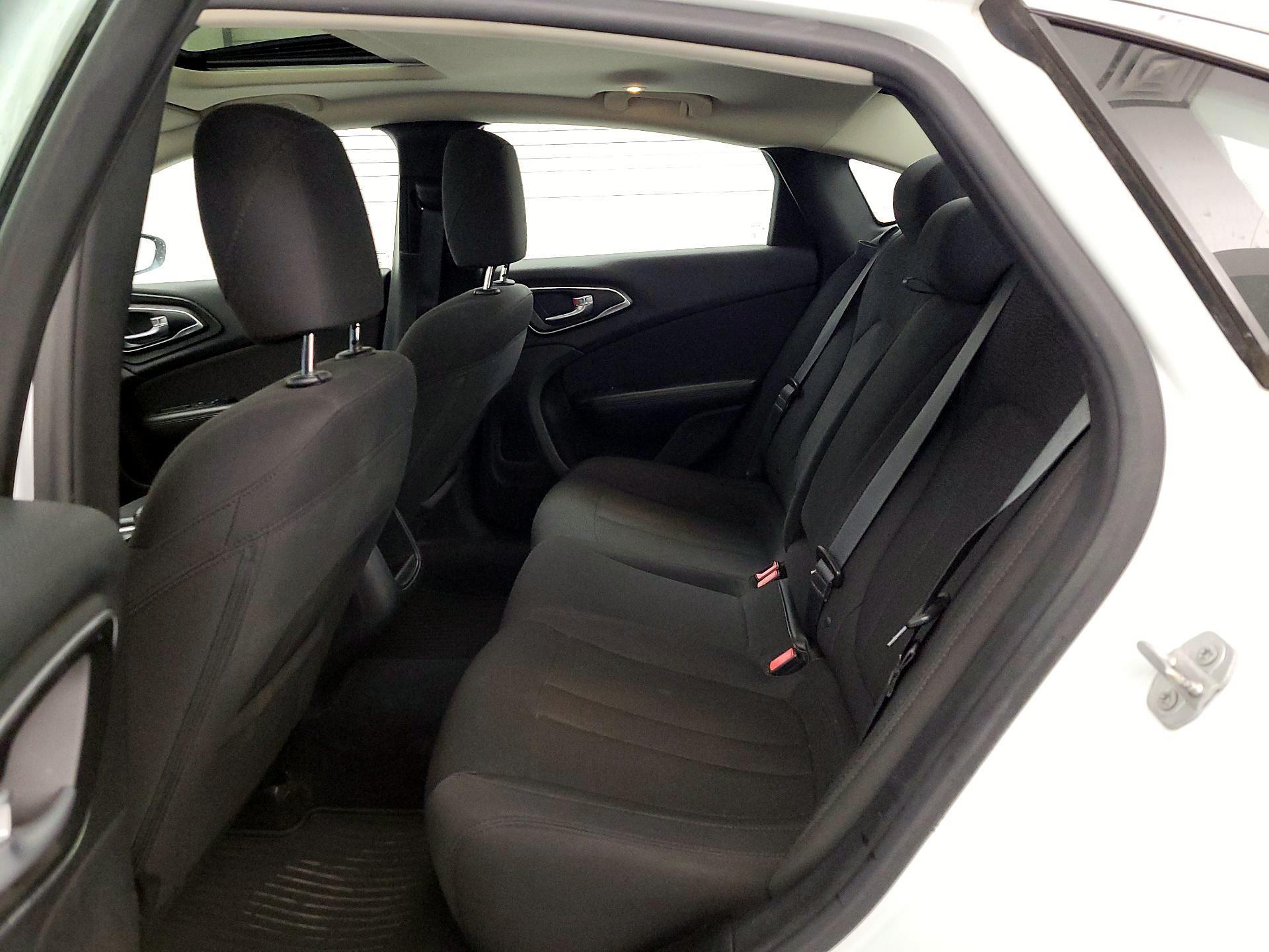 Thumbnail: 2015 Chrysler 200 - 19