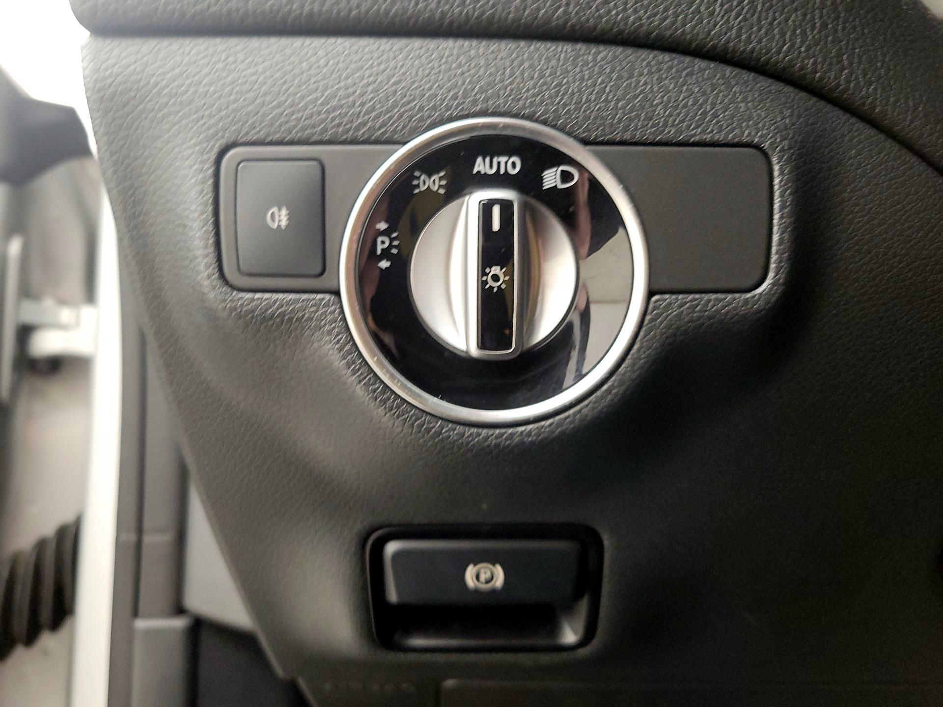 Thumbnail: 2019 Mercedes-Benz CLA - 13