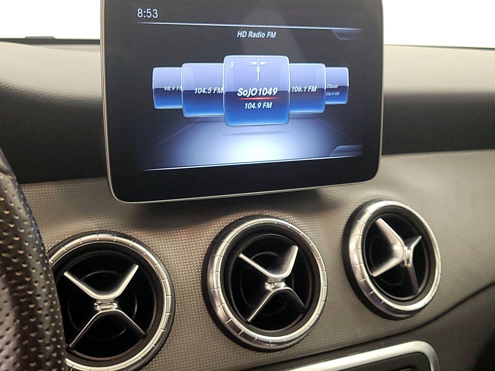 Thumbnail: 2019 Mercedes-Benz CLA - 16