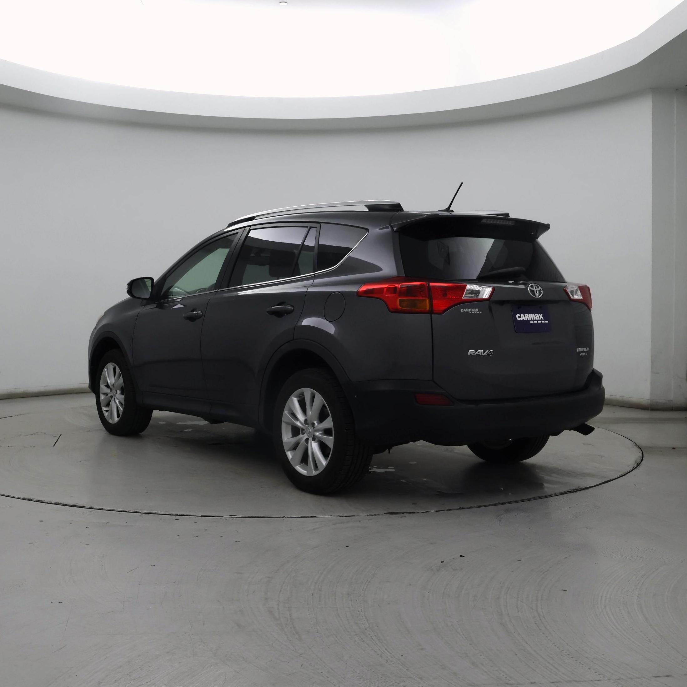 Thumbnail: 2014 Toyota RAV4 - 2