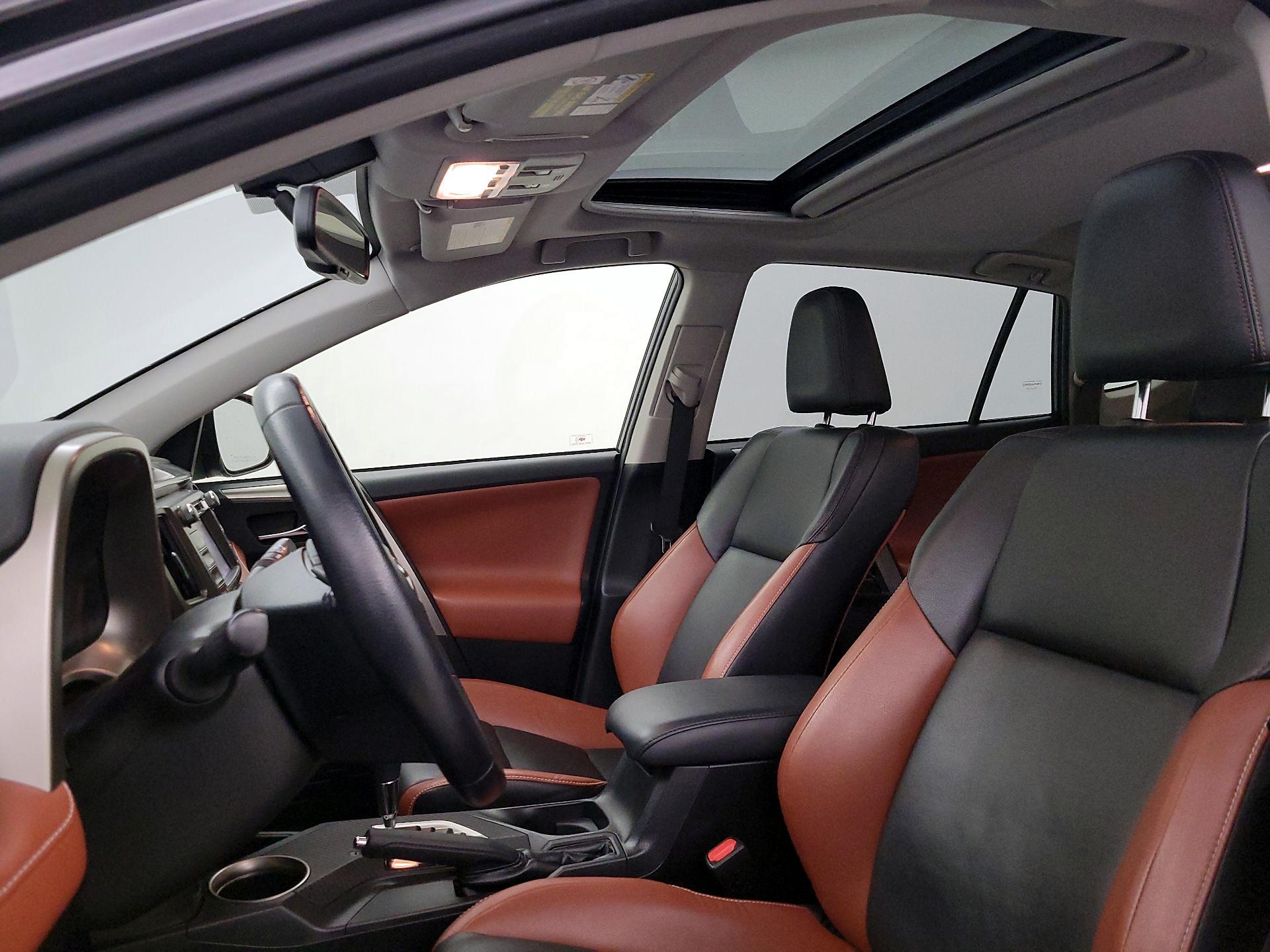 Thumbnail: 2014 Toyota RAV4 - 19