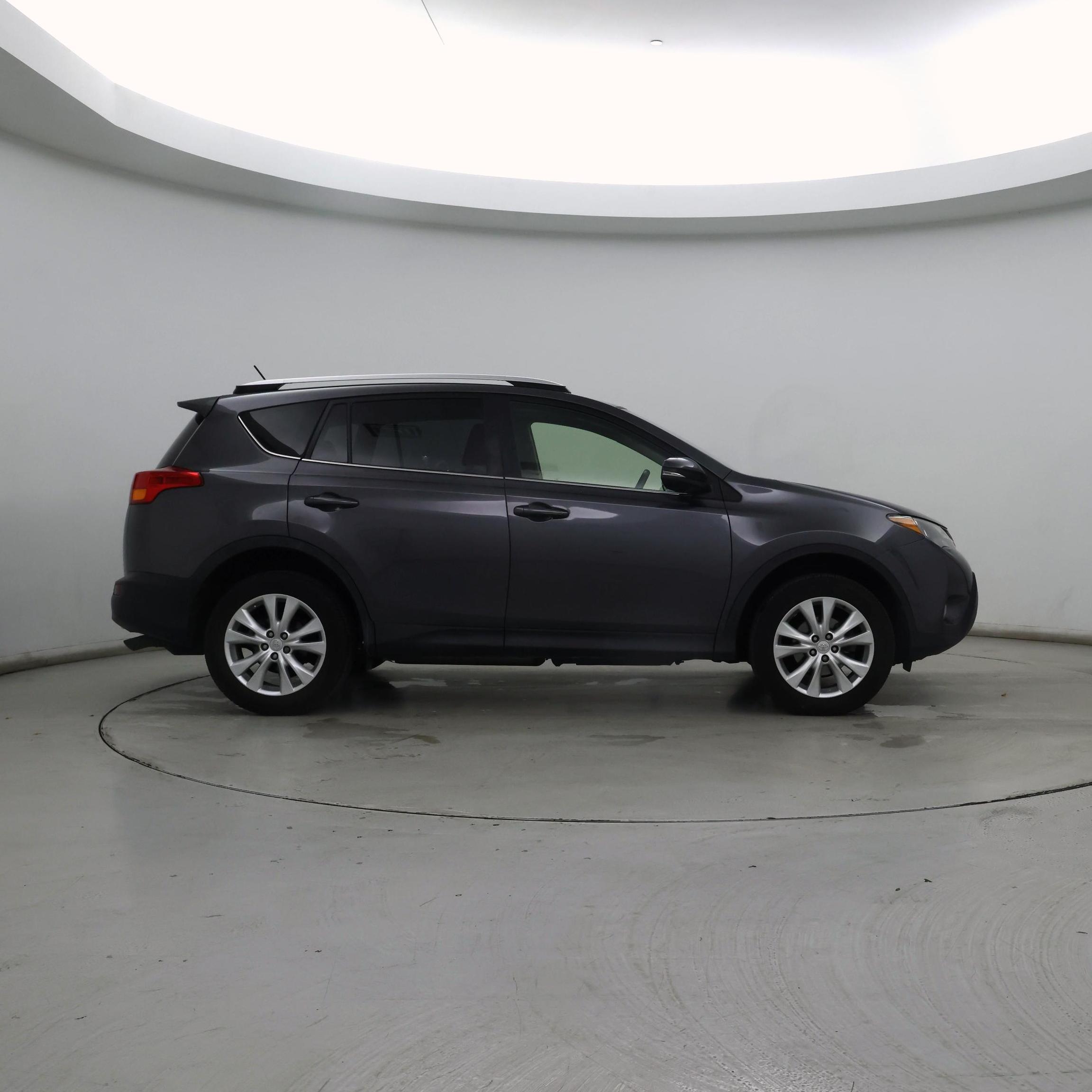 Thumbnail: 2014 Toyota RAV4 - 7