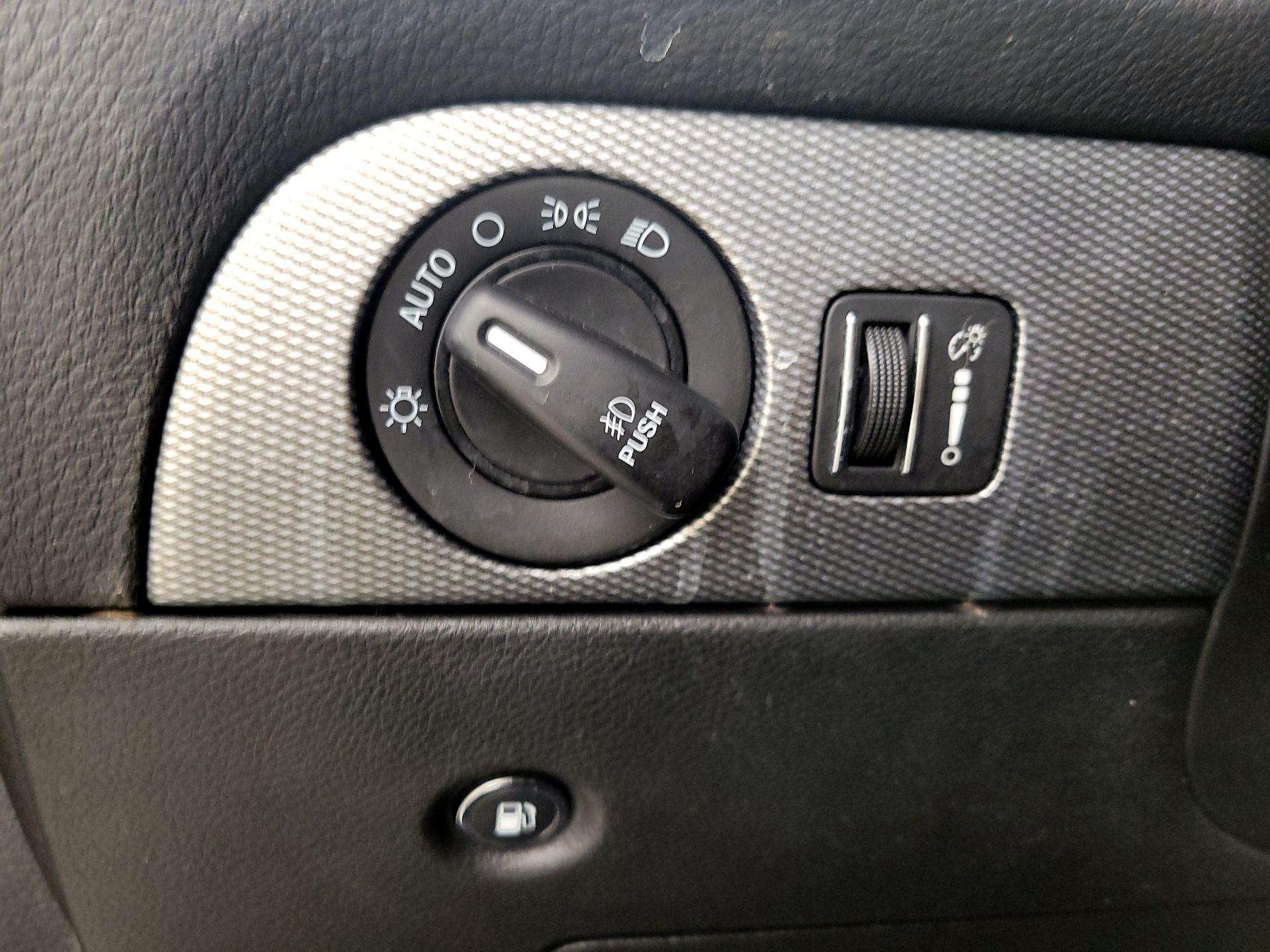 Thumbnail: 2019 Dodge Durango - 13