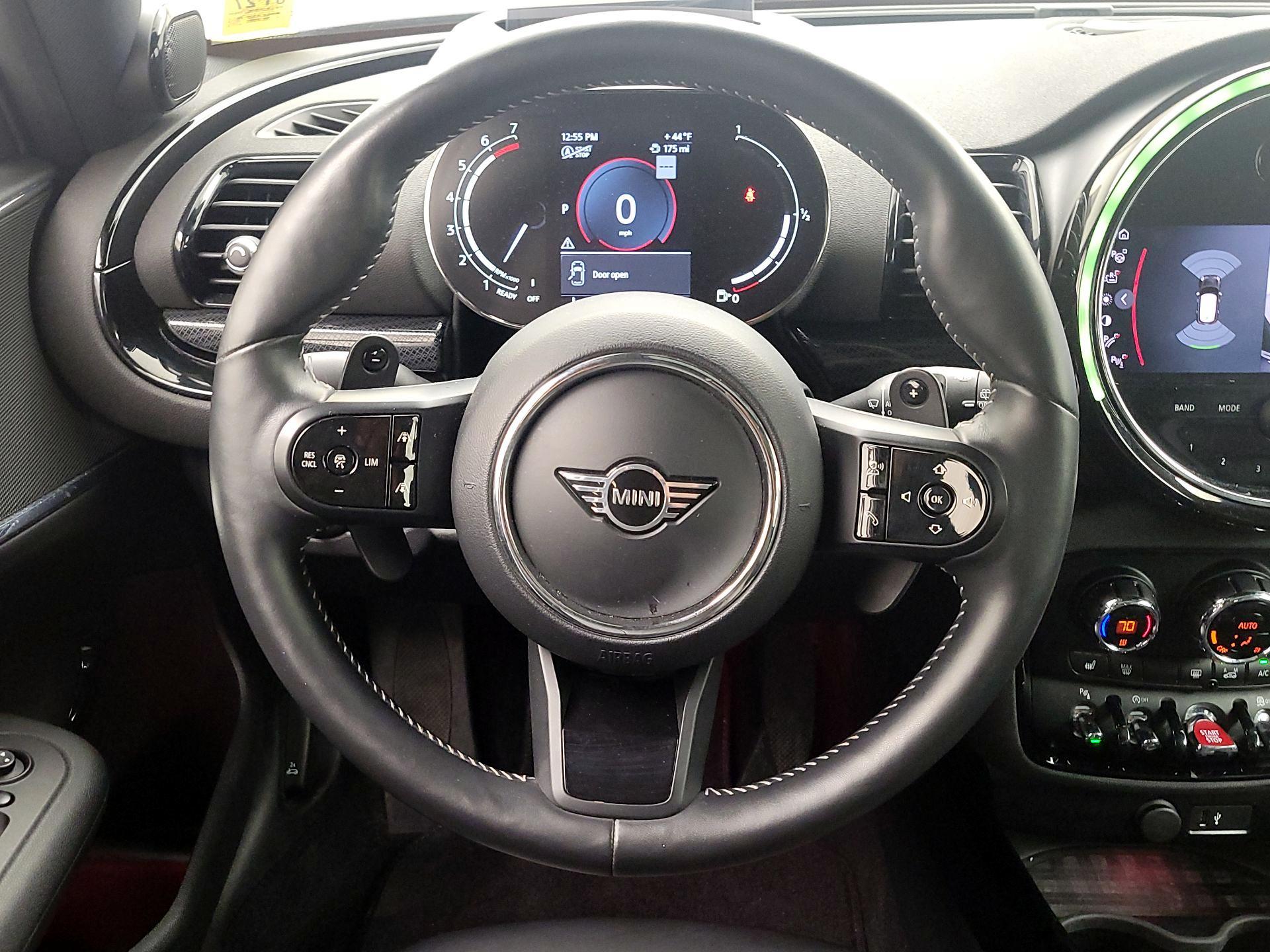 Thumbnail: 2022 MINI Cooper Clubman - 10