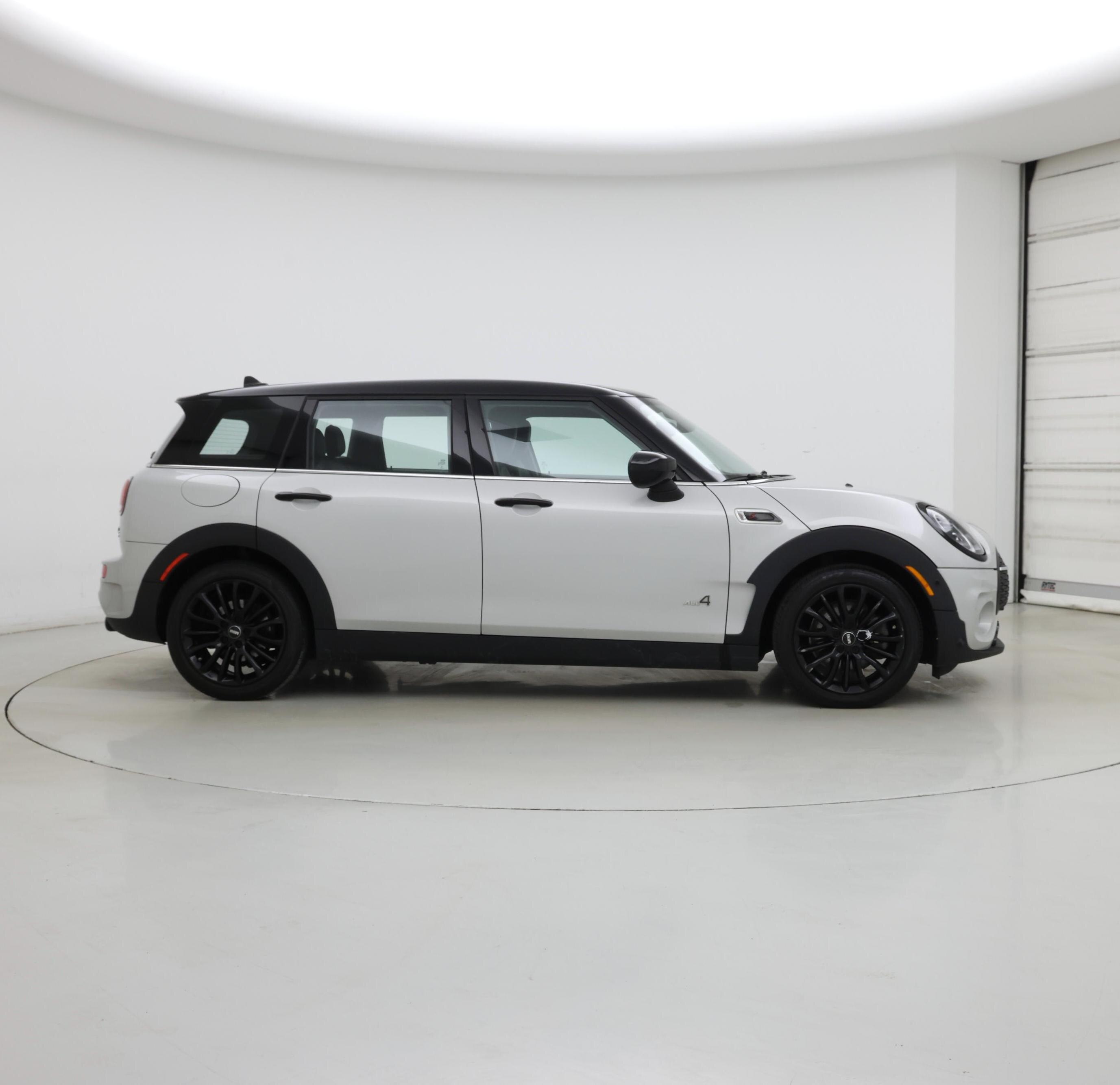 Thumbnail: 2022 MINI Cooper Clubman - 7