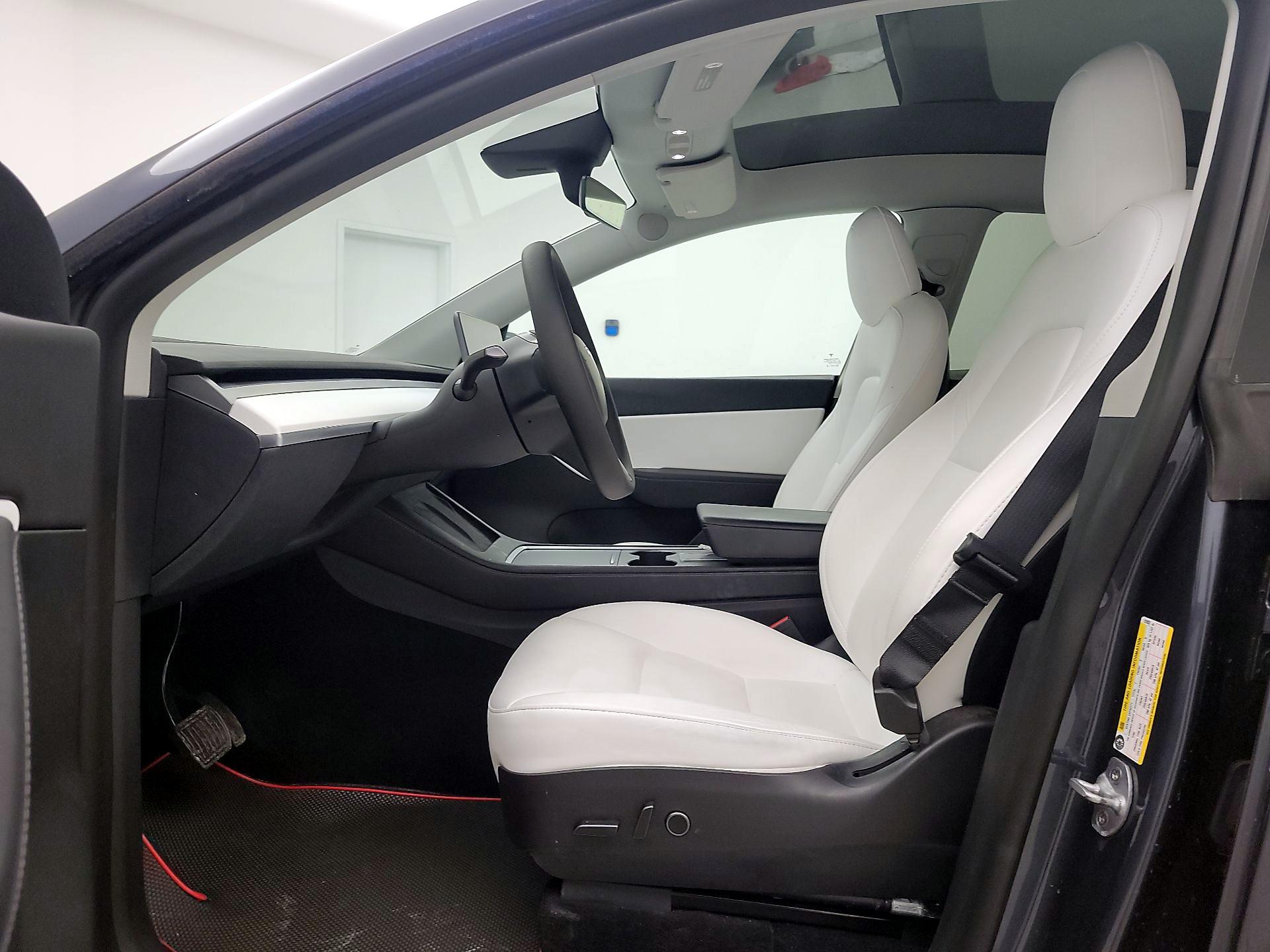 Thumbnail: 2022 Tesla Model Y - 11