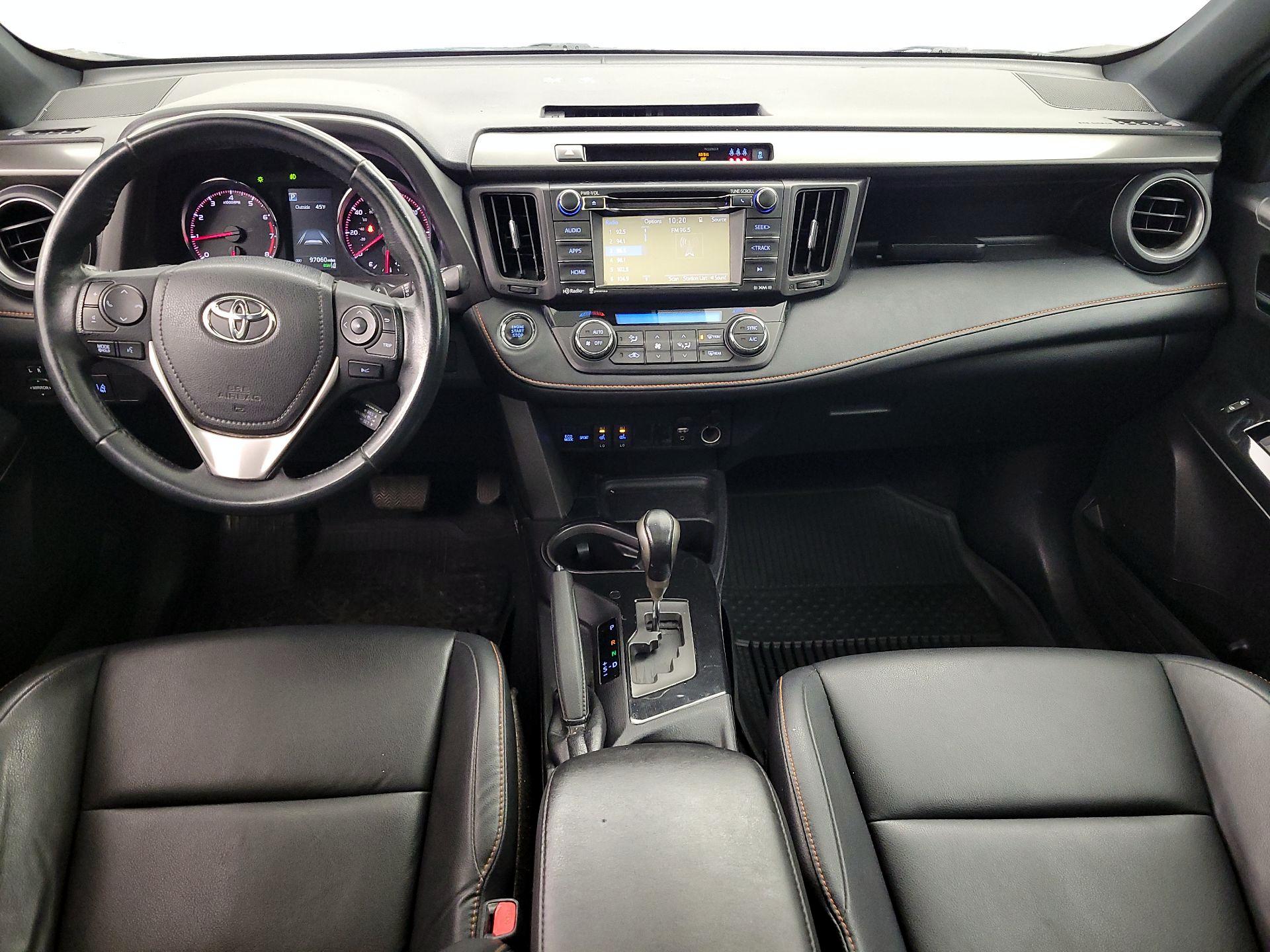 Thumbnail: 2017 Toyota RAV4 - 9