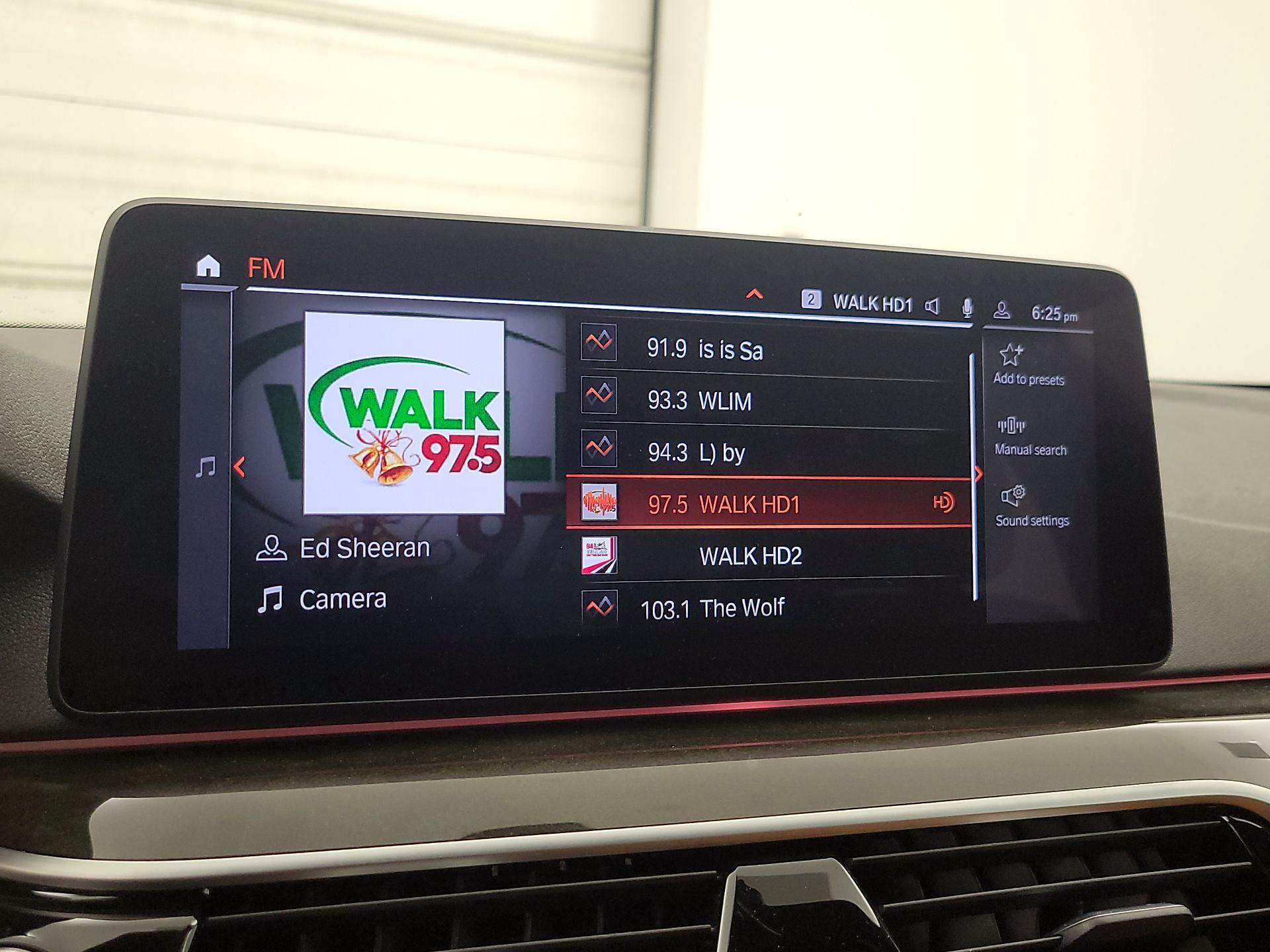 Thumbnail: 2023 BMW 5 Series - 16