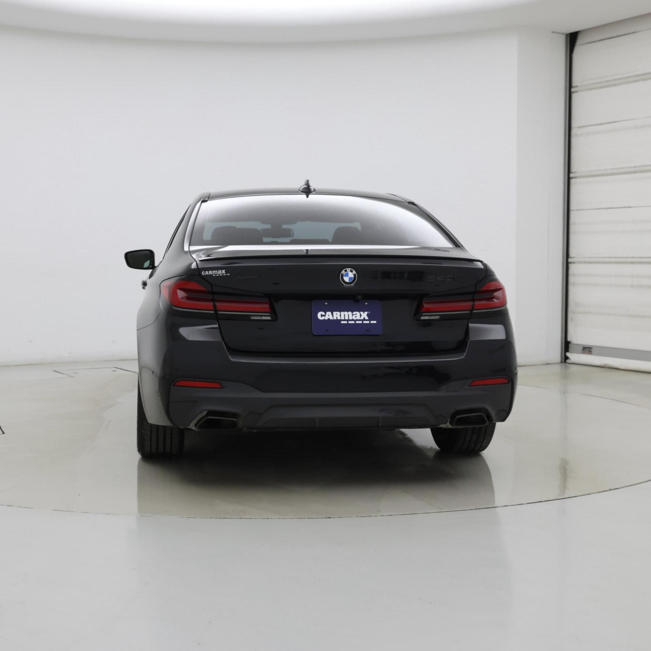 Thumbnail: 2023 BMW 5 Series - 6