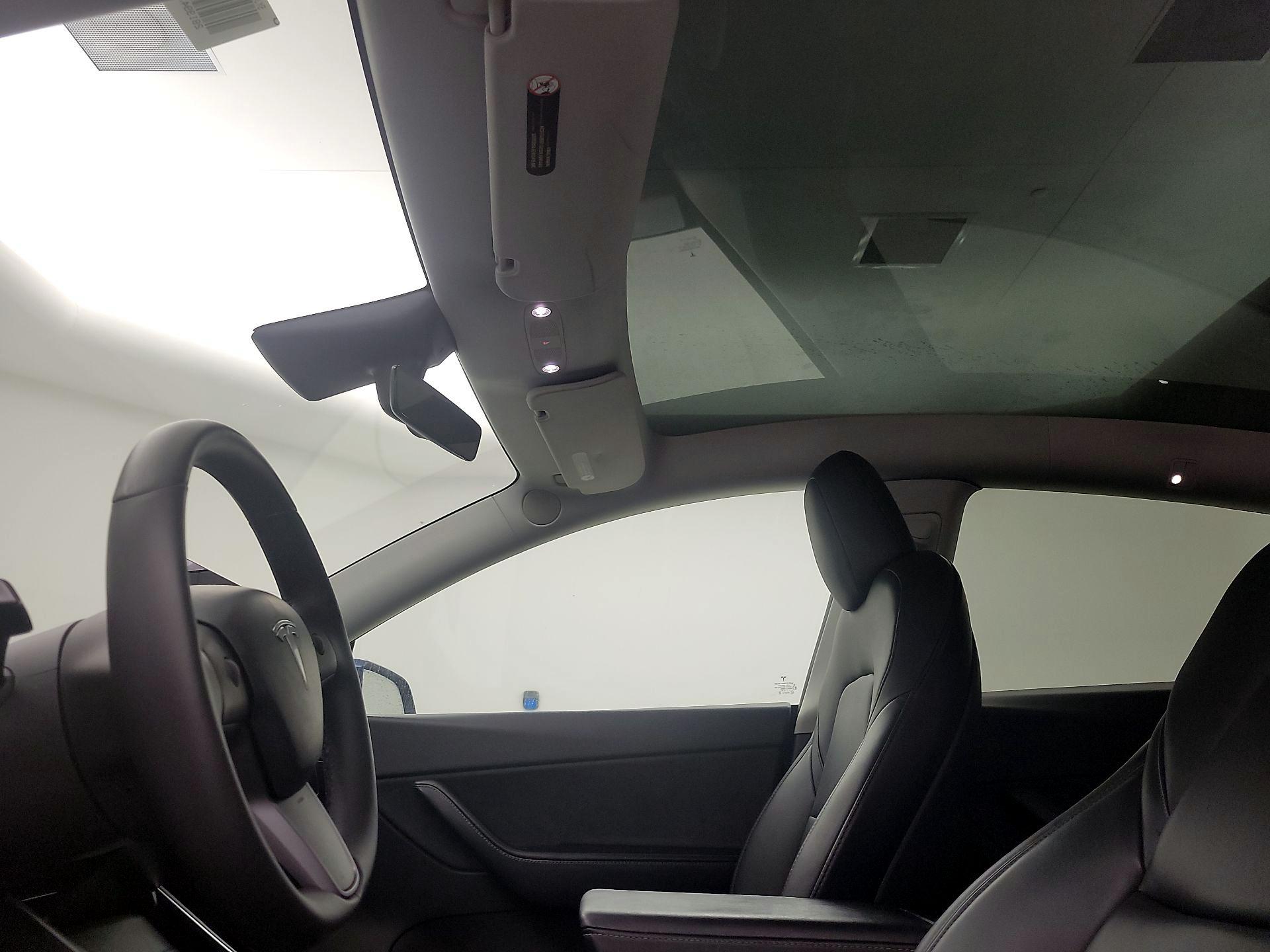 Thumbnail: 2021 Tesla Model Y - 18