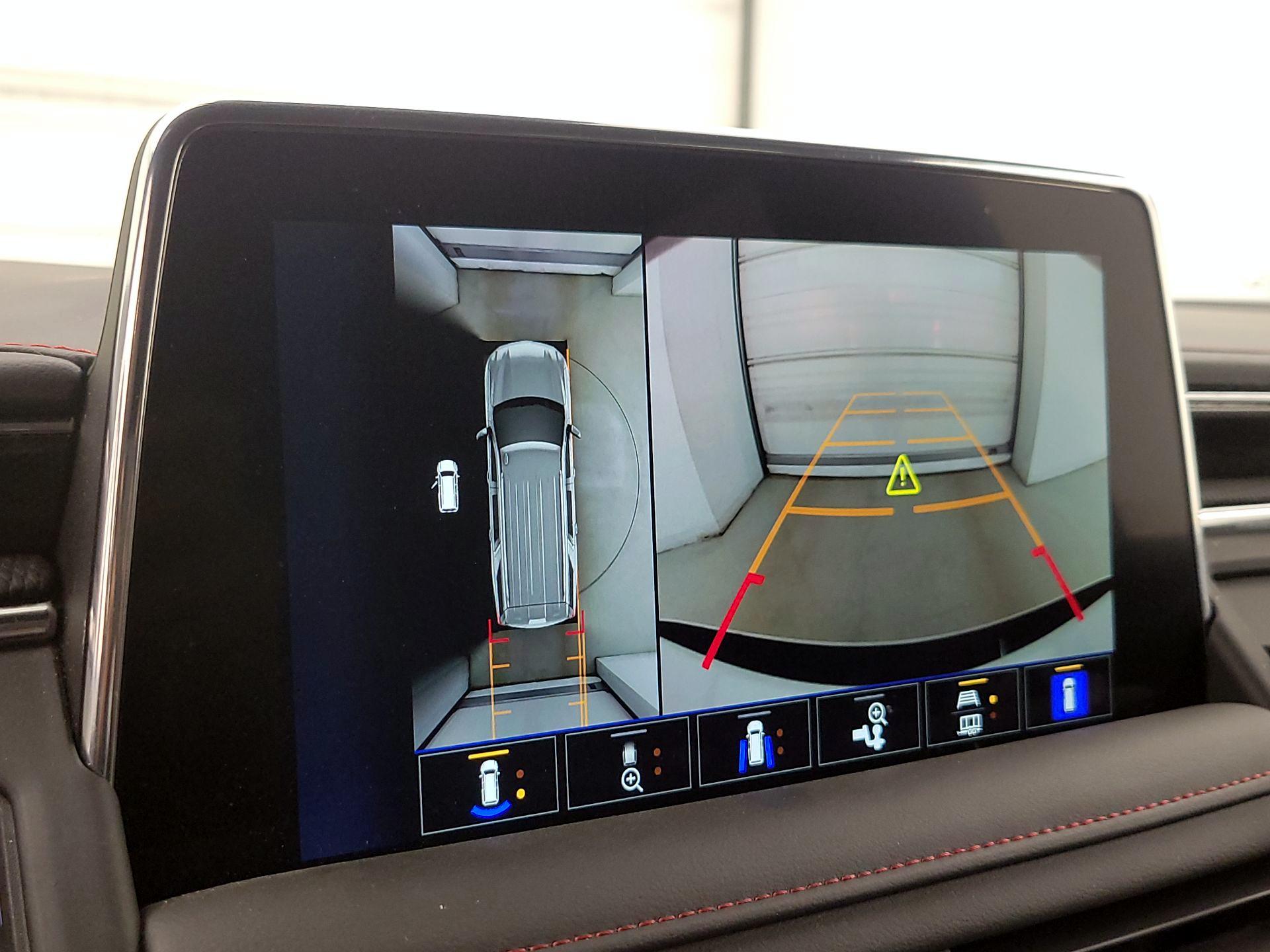 Thumbnail: 2024 Chevrolet Suburban - 14