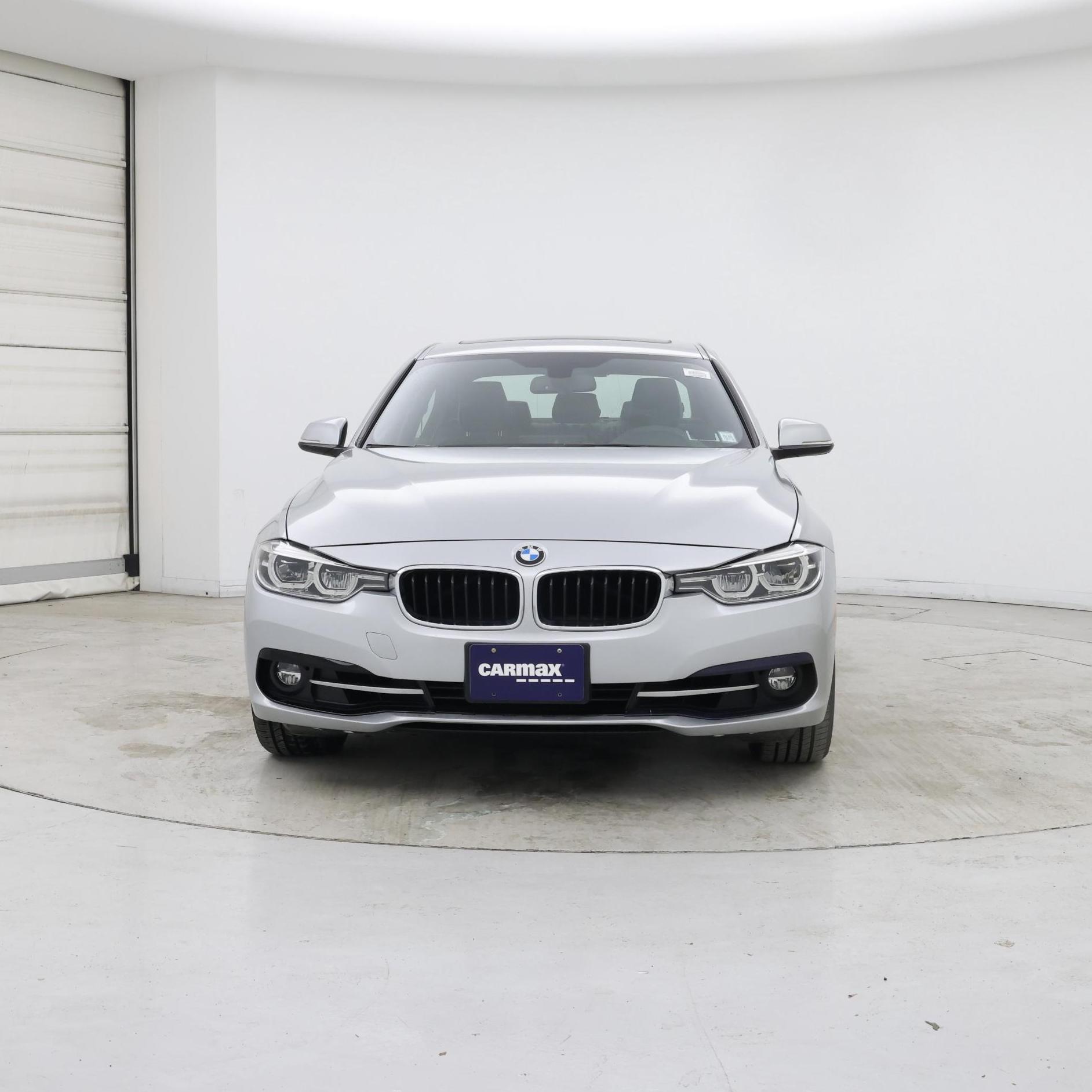 Thumbnail: 2018 BMW 3 Series - 5