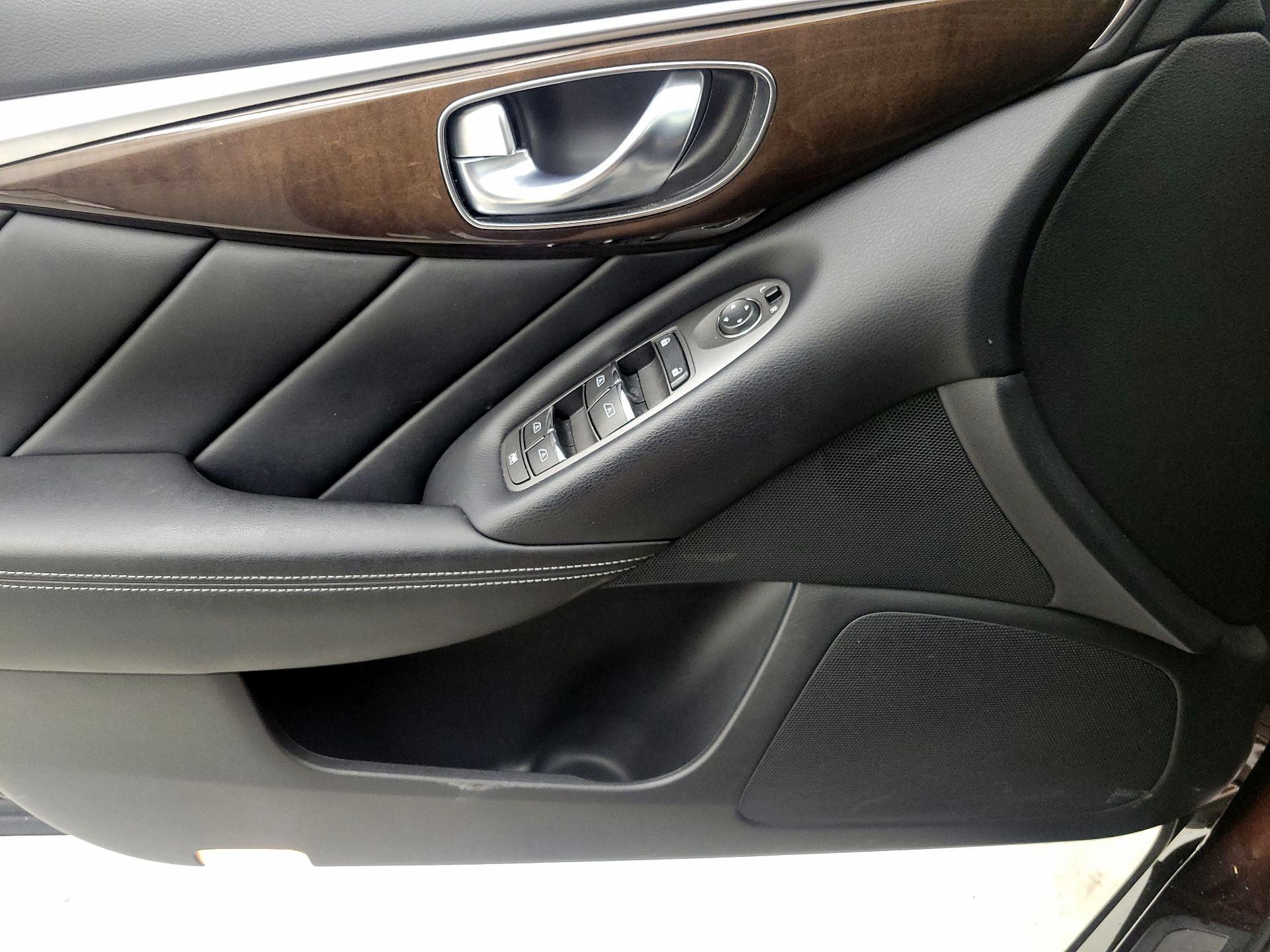 Thumbnail: 2019 INFINITI Q50 - 12