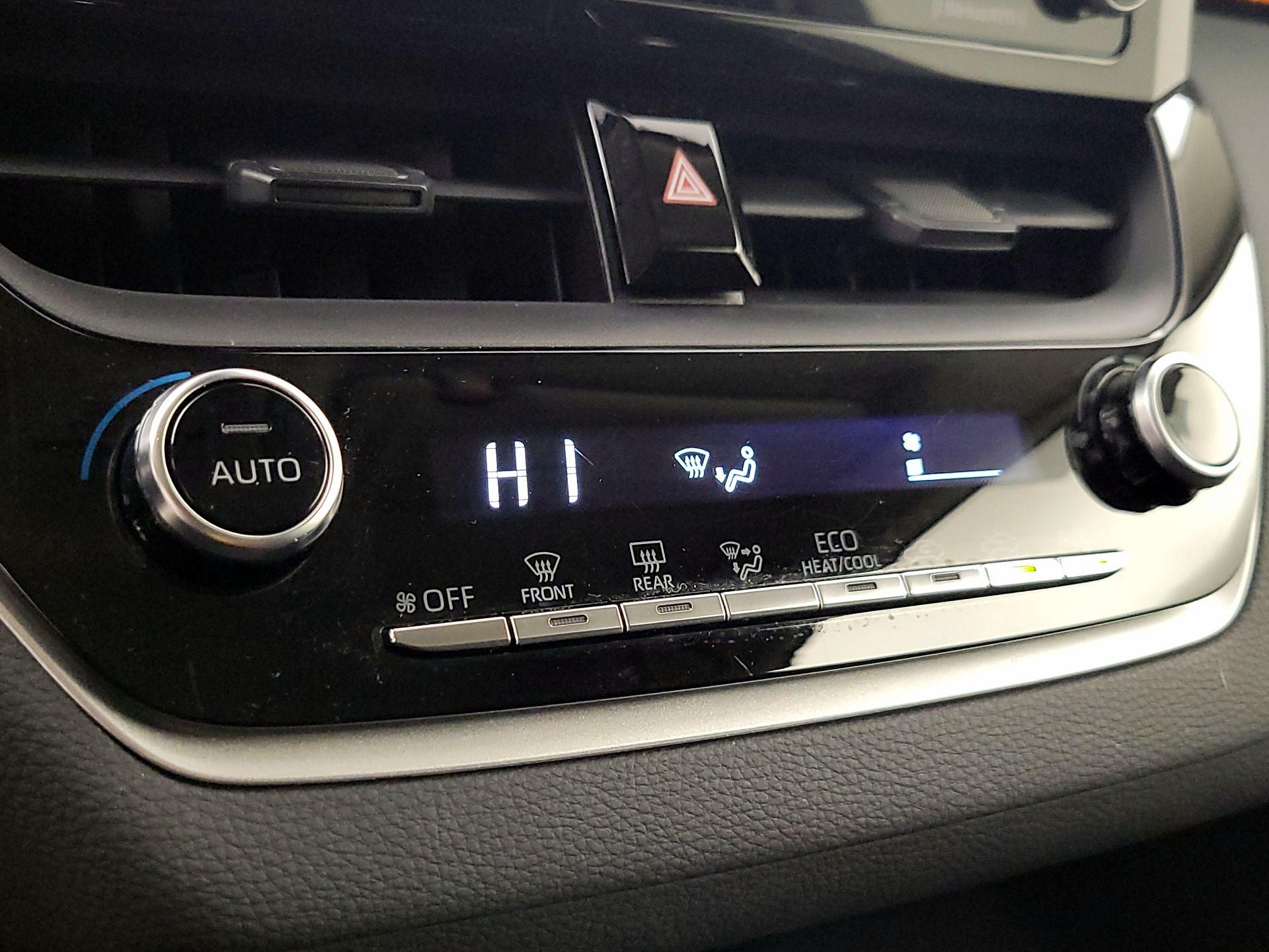 Thumbnail: 2022 Toyota Corolla - 16