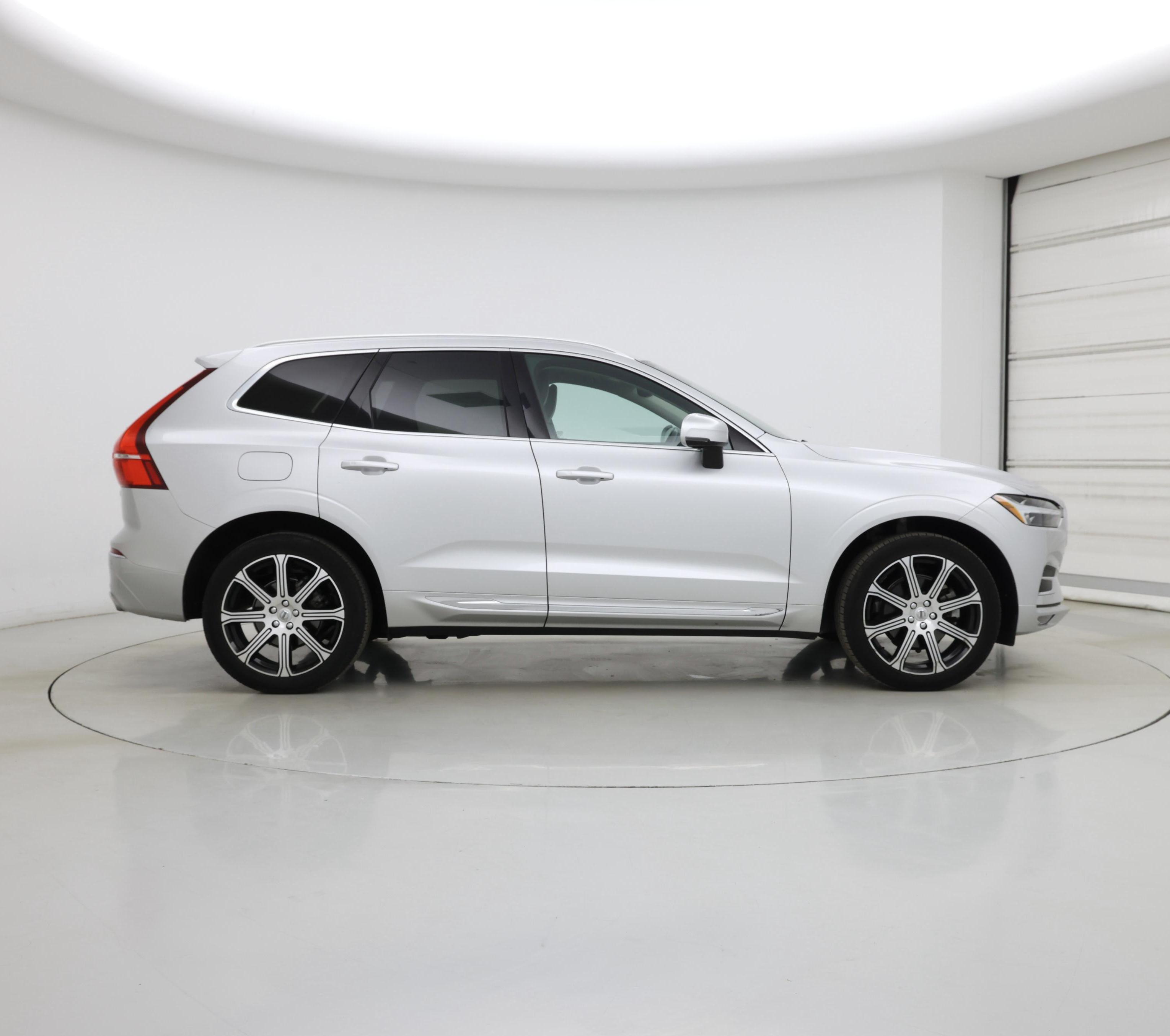 Thumbnail: 2021 Volvo XC60 - 7