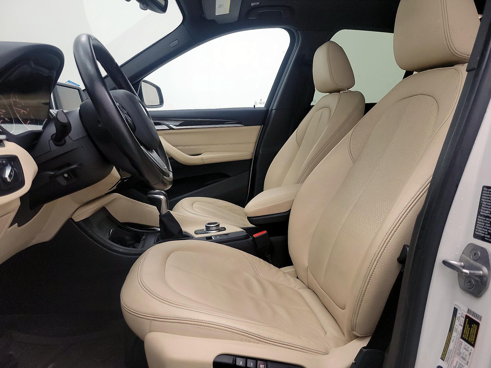 Thumbnail: 2017 BMW X1 - 11