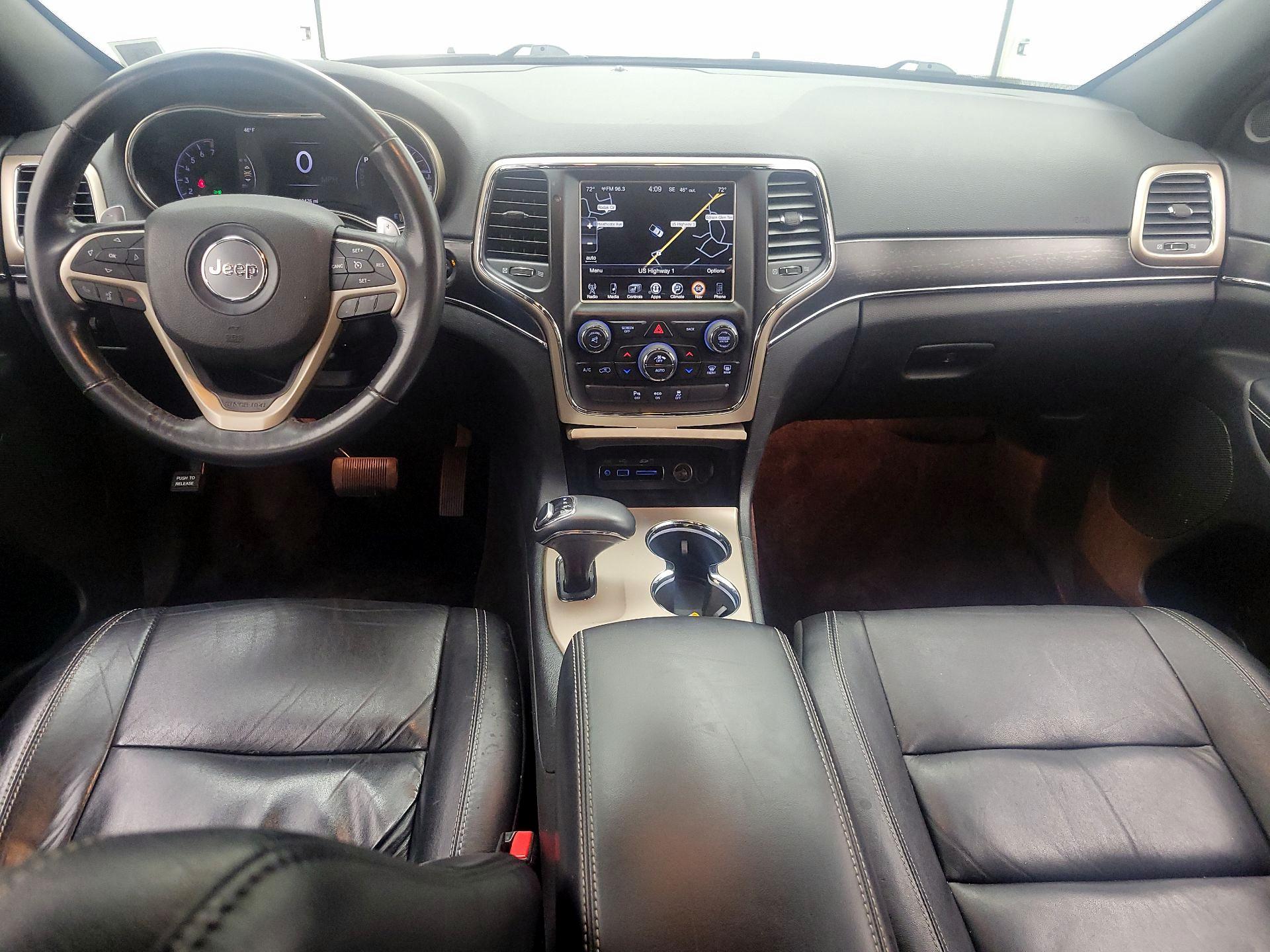 Thumbnail: 2015 Jeep Grand Cherokee - 9