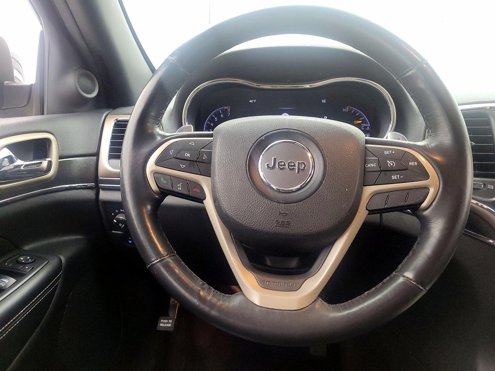 Thumbnail: 2015 Jeep Grand Cherokee - 10