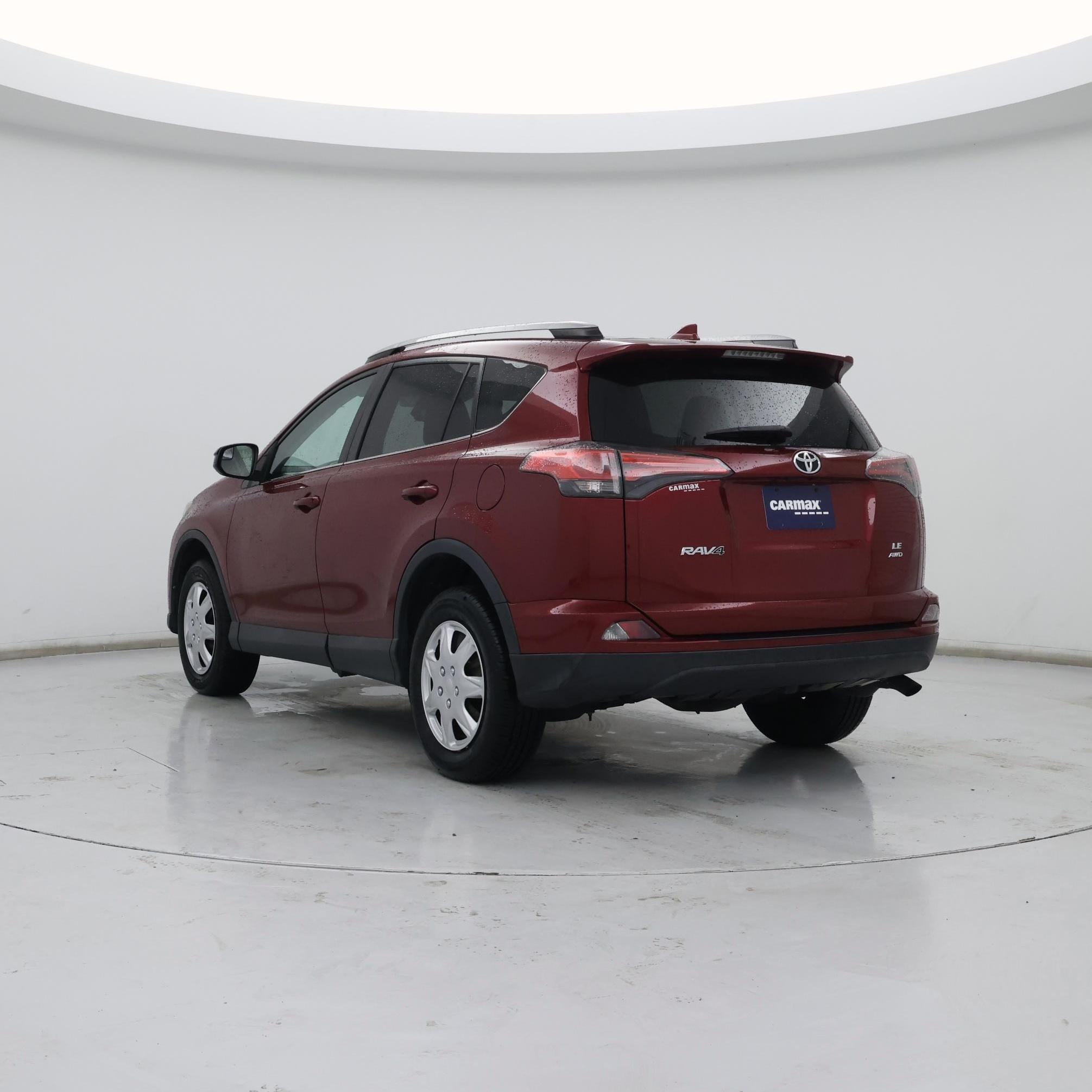 Thumbnail: 2018 Toyota RAV4 - 2