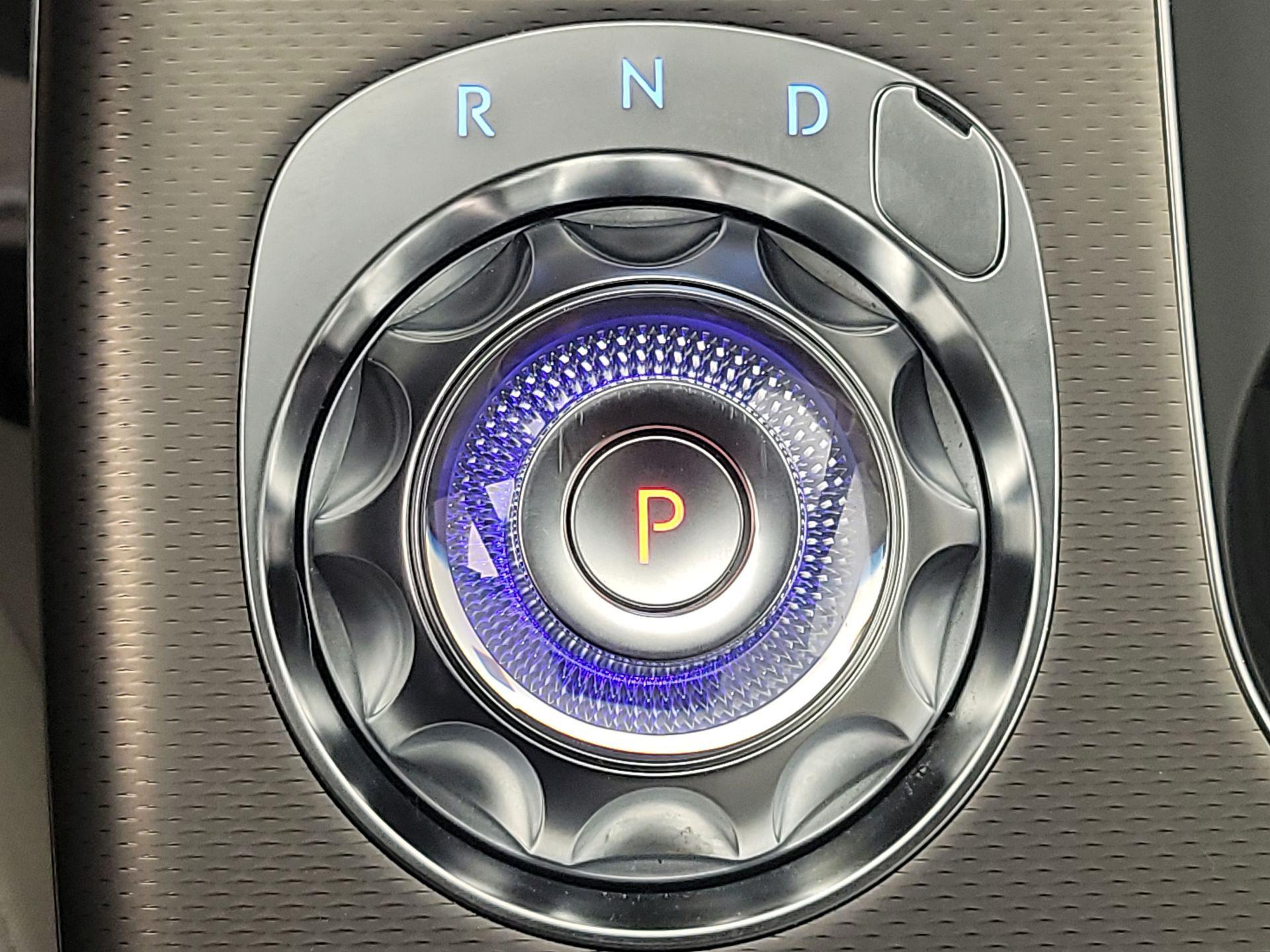 Thumbnail: 2023 Genesis GV60 - 18