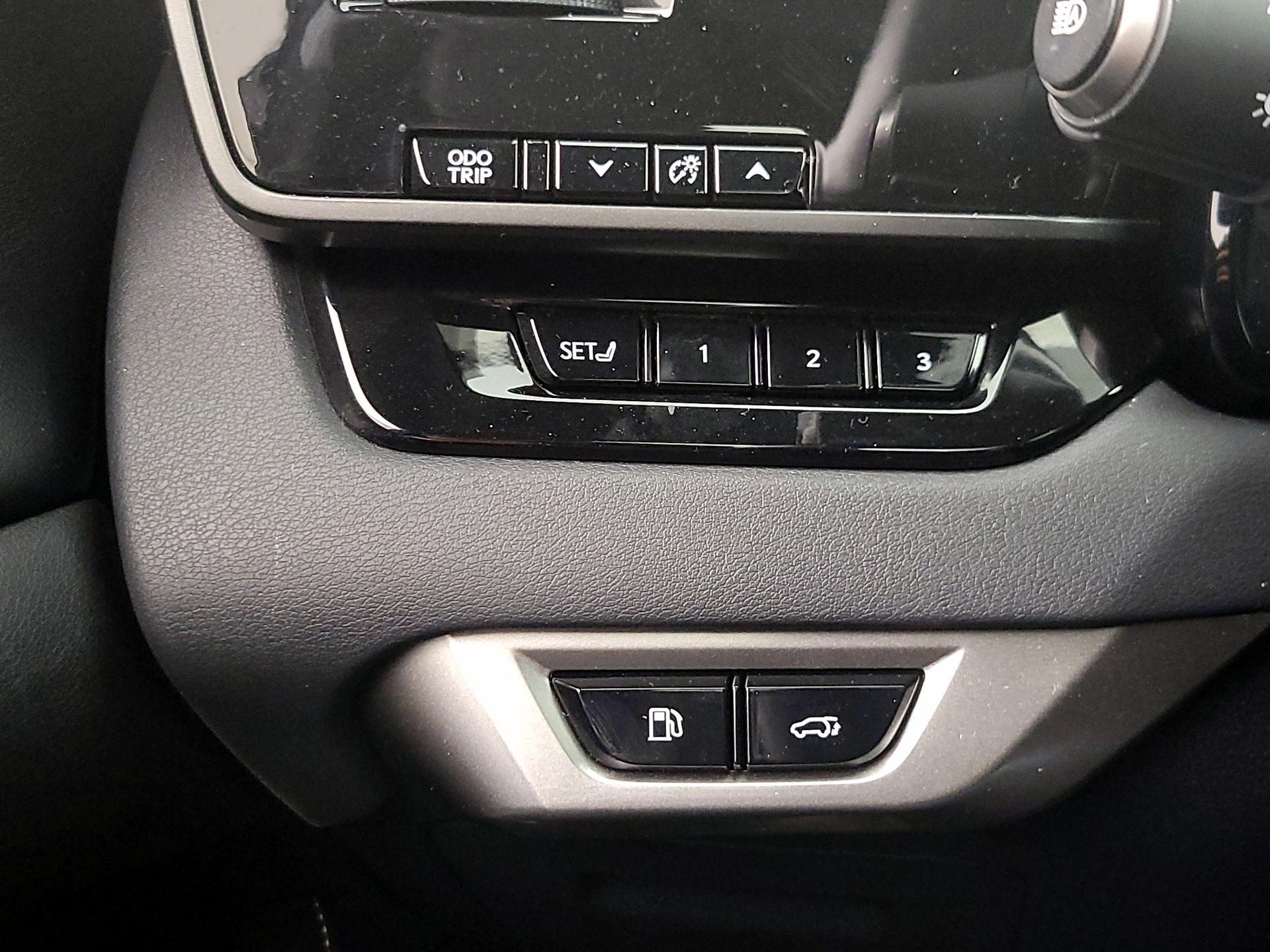 Thumbnail: 2023 Lexus RX - 13