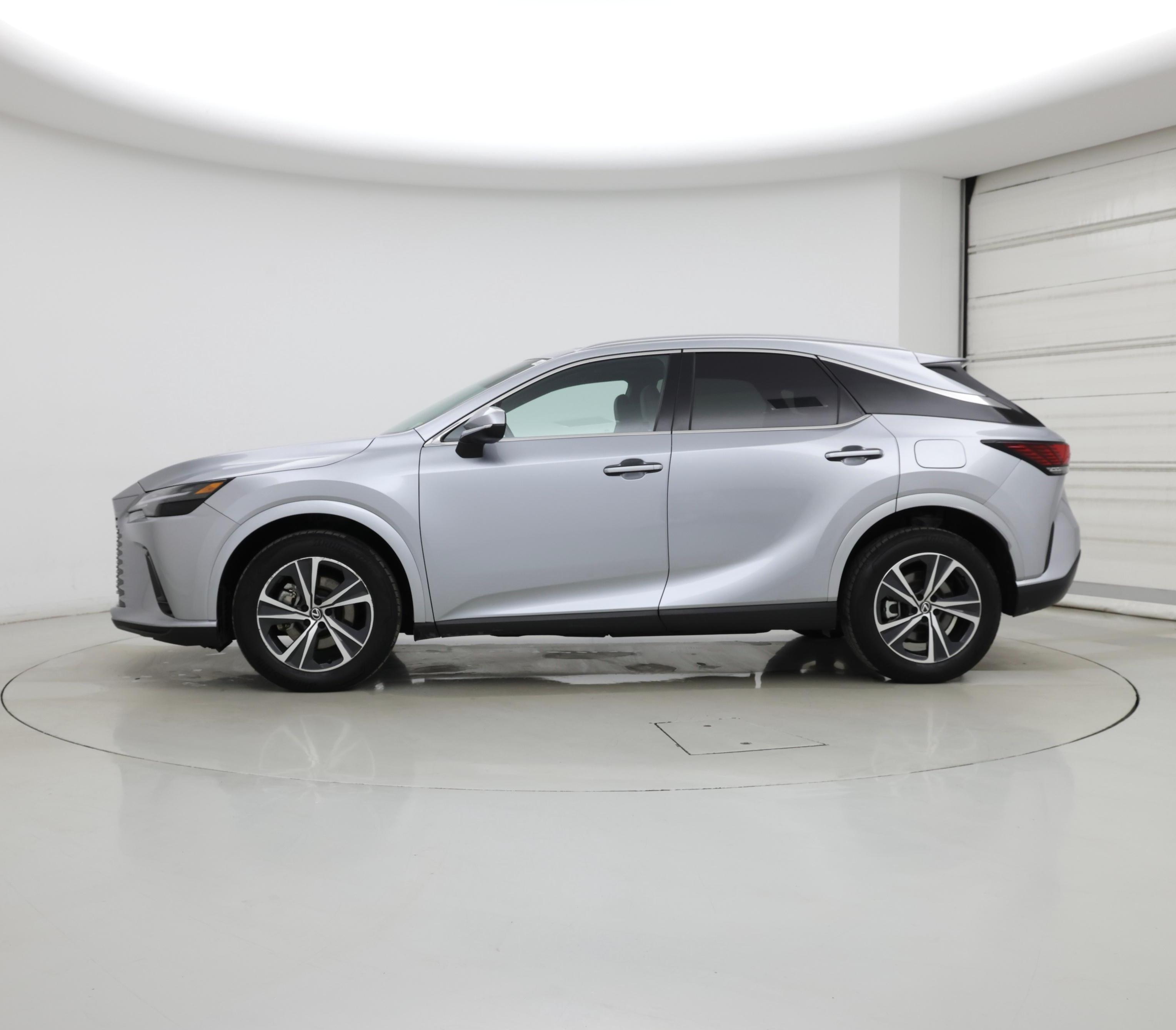 Thumbnail: 2023 Lexus RX - 3