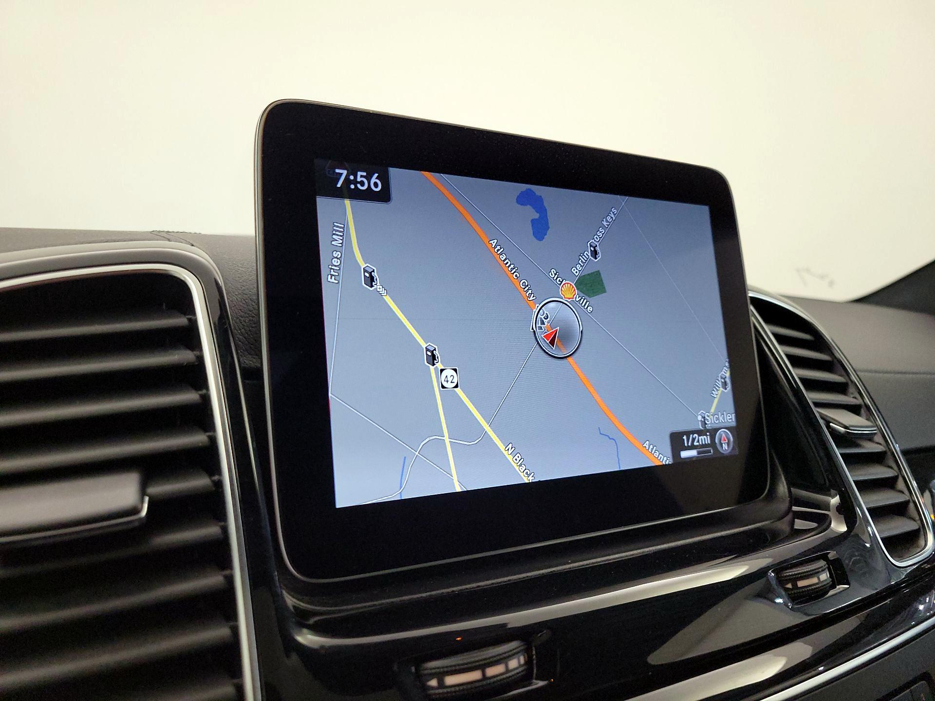 Thumbnail: 2019 Mercedes-Benz GLS - 14