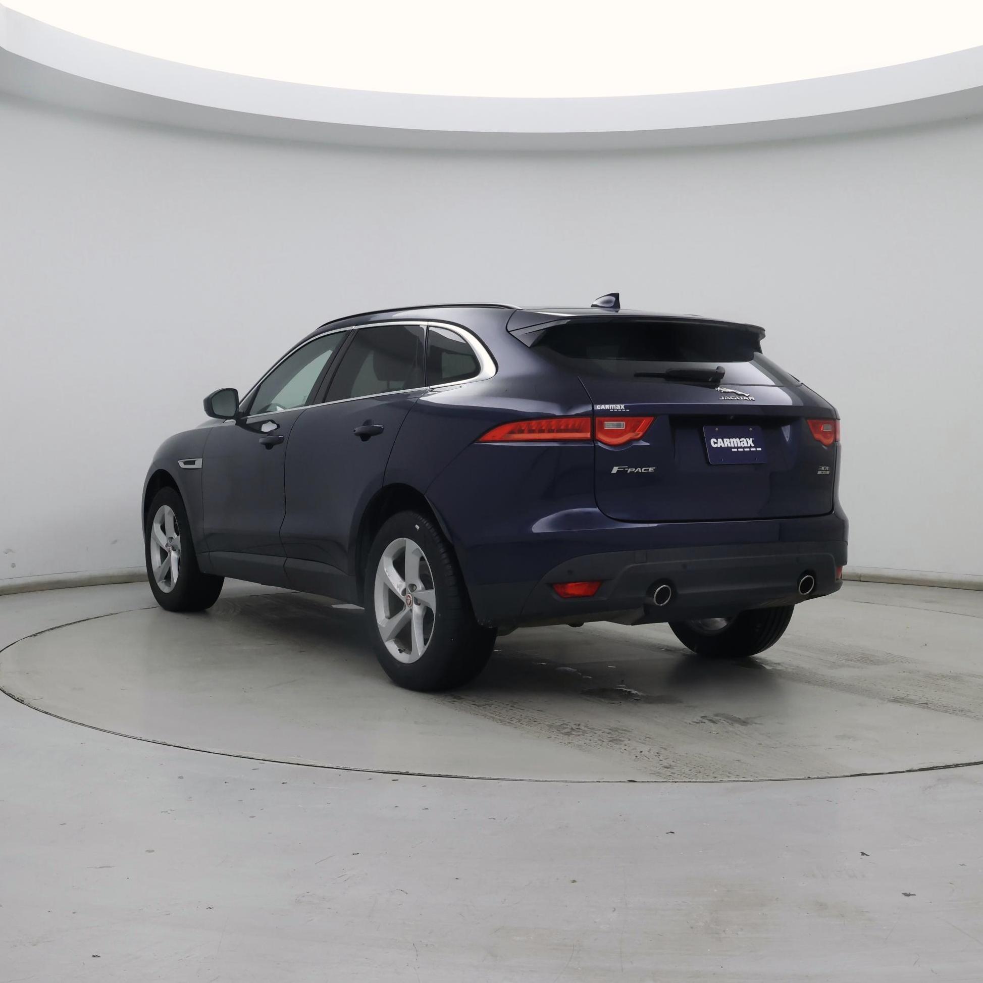 Thumbnail: 2019 Jaguar F-Pace - 2