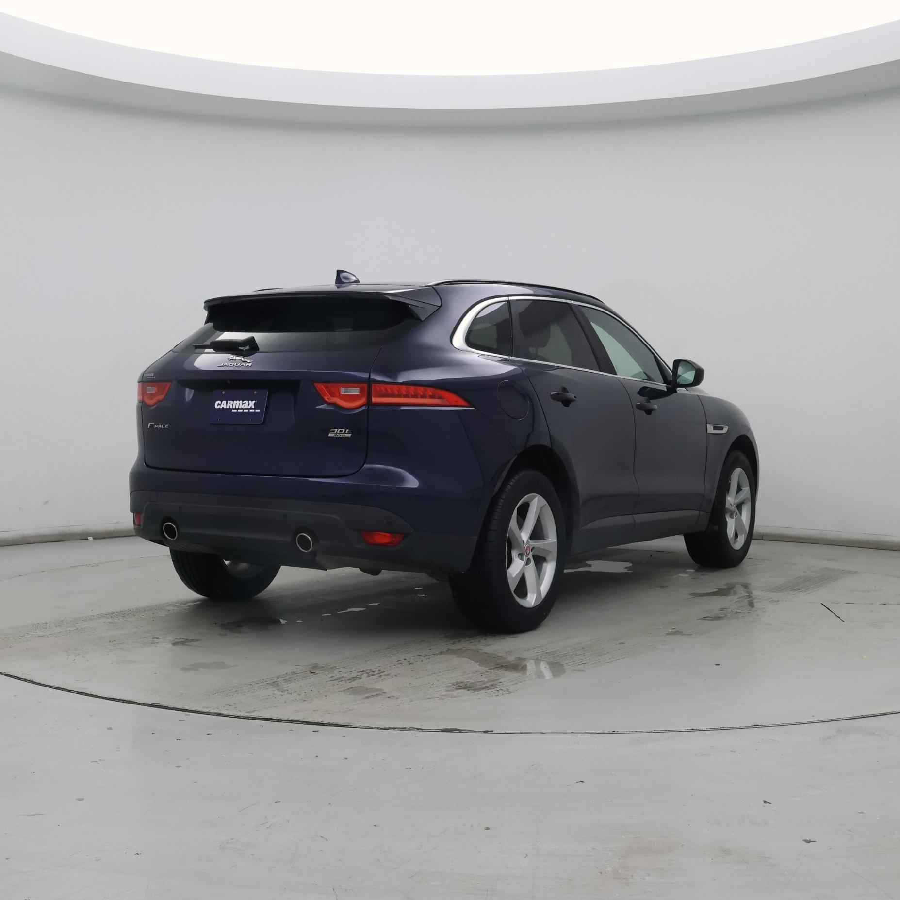 Thumbnail: 2019 Jaguar F-Pace - 8