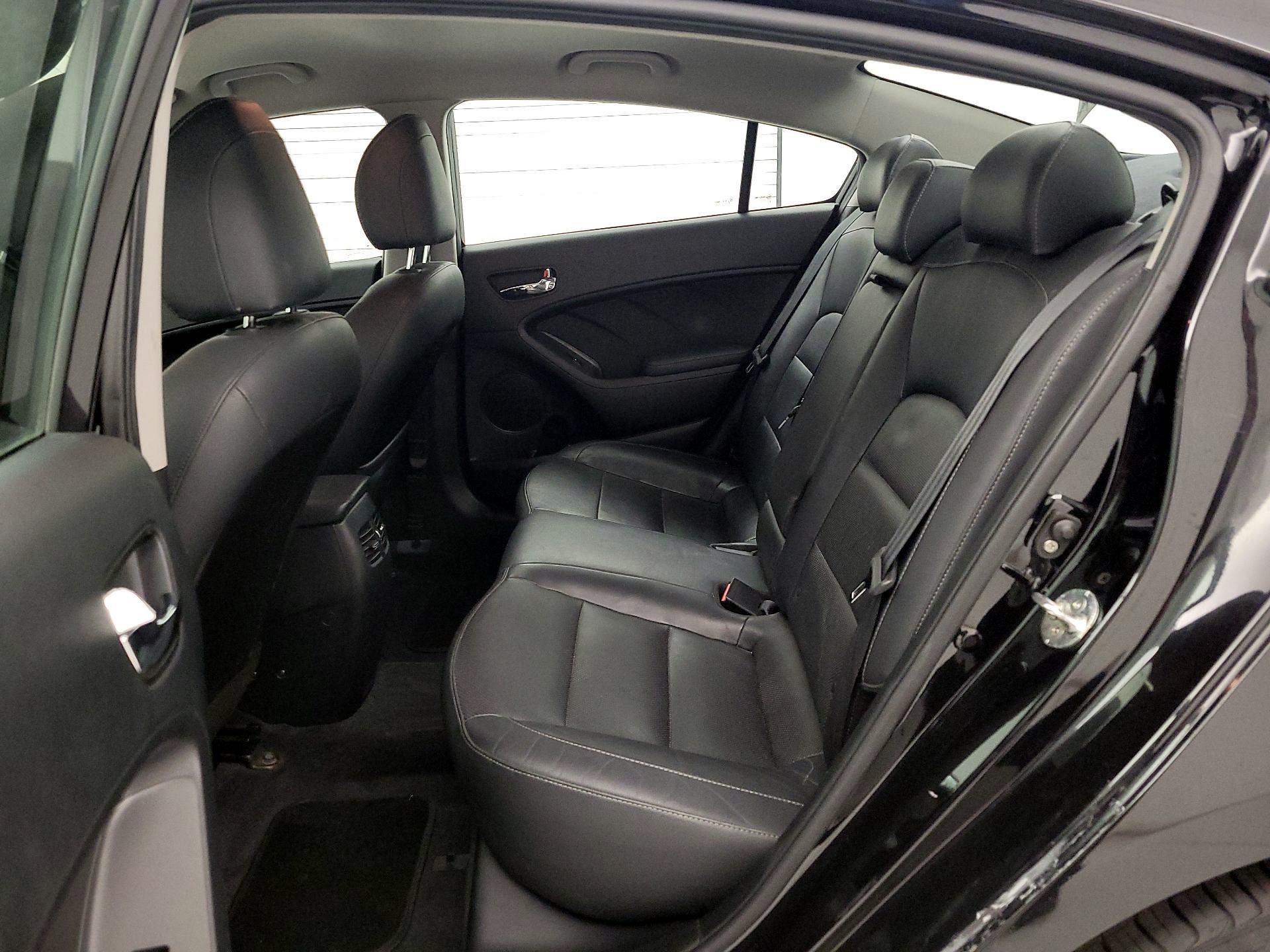 Thumbnail: 2018 Kia Forte - 19