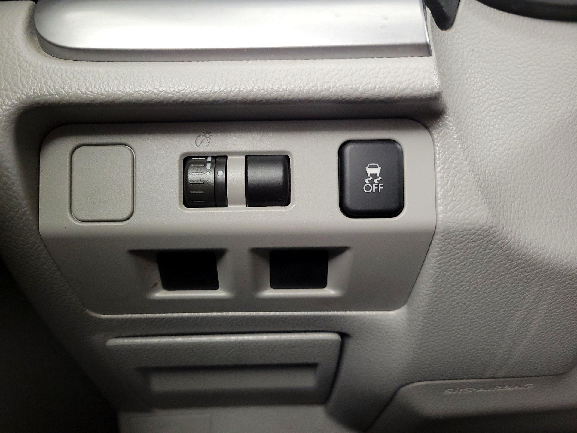 Thumbnail: 2015 Subaru Forester - 13