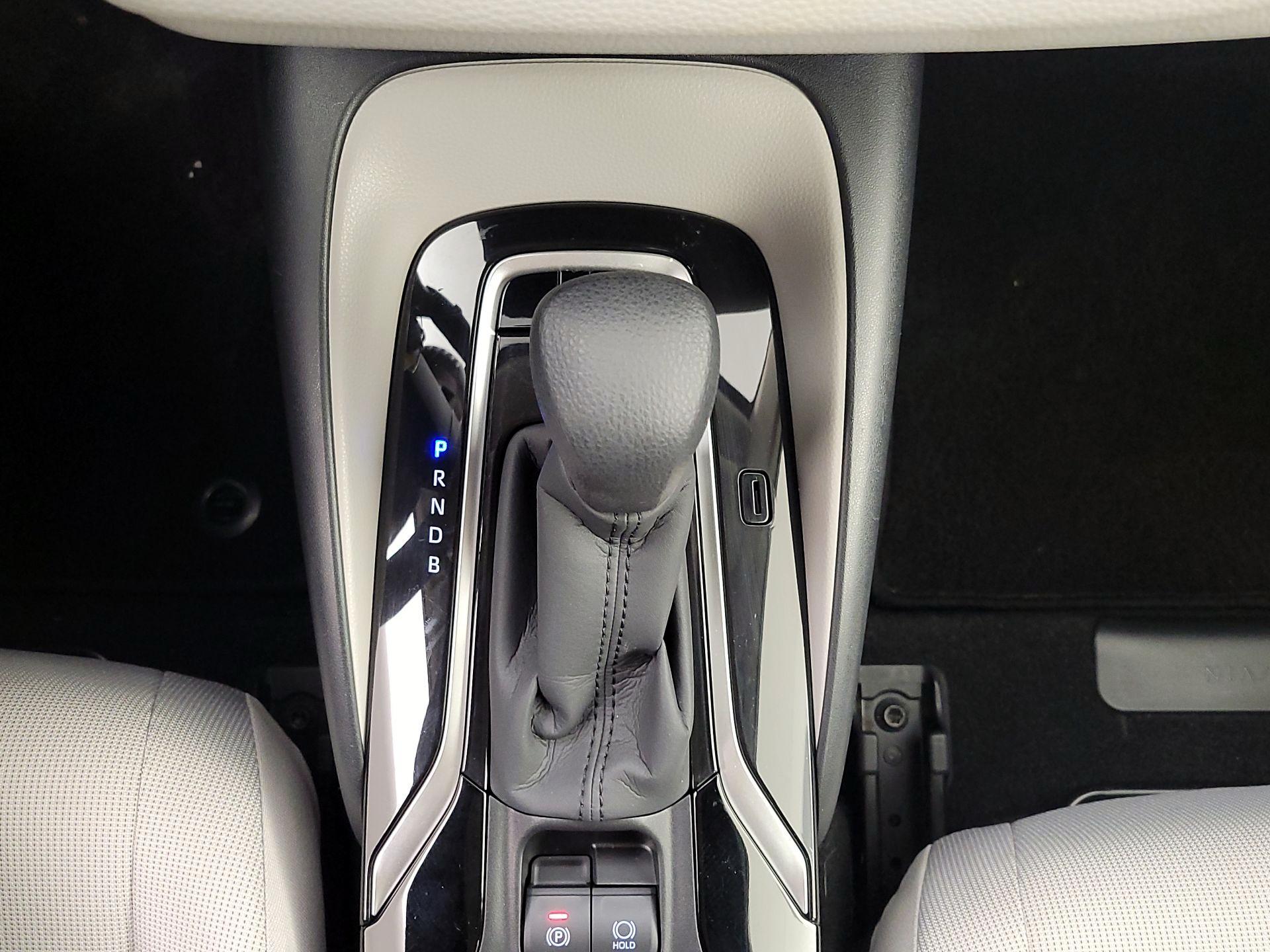 Thumbnail: 2022 Toyota Corolla - 17