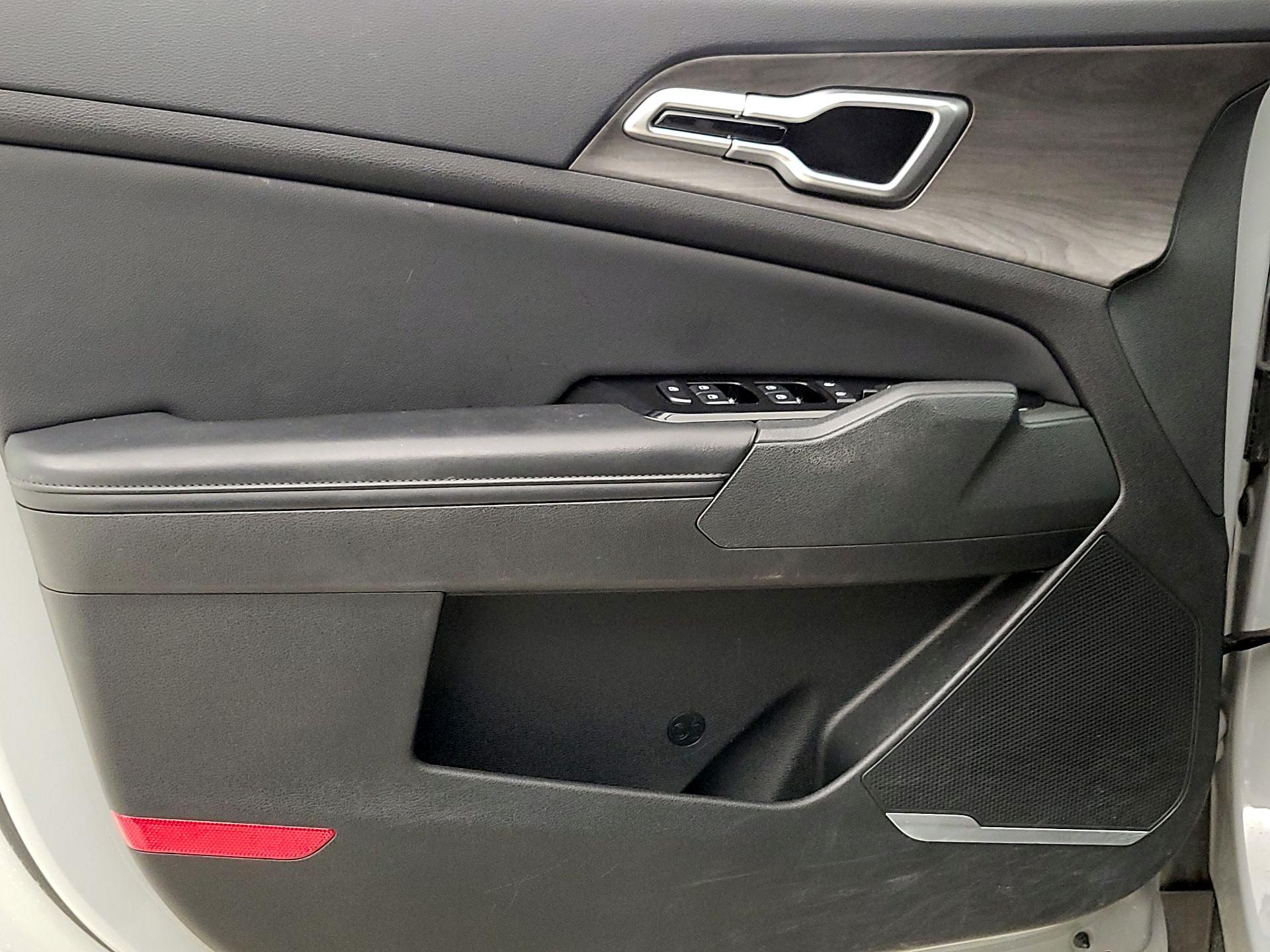 Thumbnail: 2023 Kia Sportage - 12