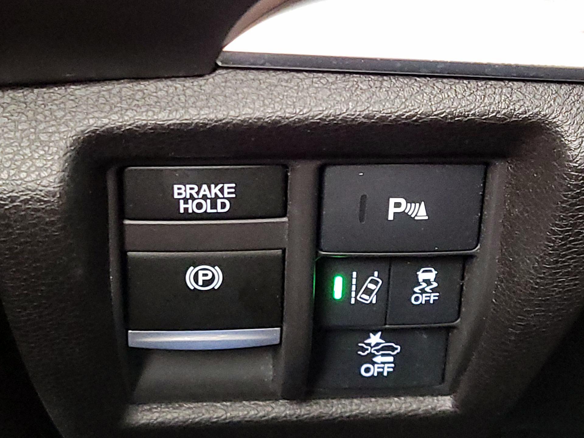 Thumbnail: 2019 Acura MDX - 13