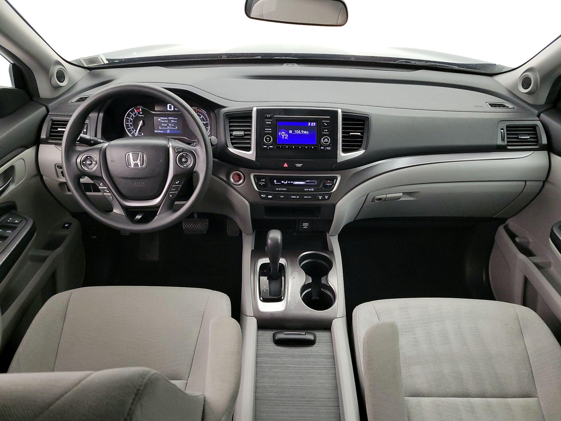 Thumbnail: 2016 Honda Pilot - 9