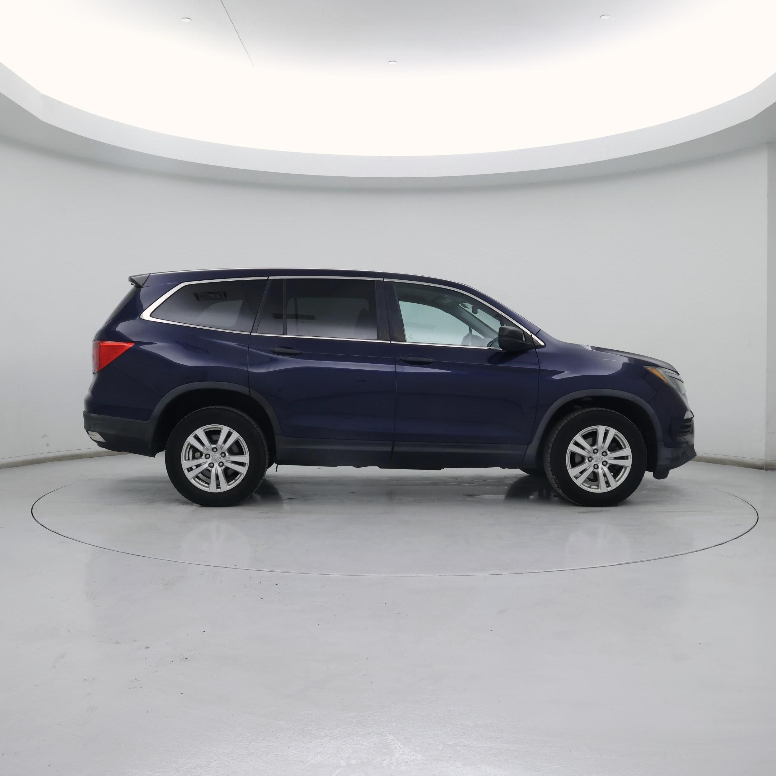 Thumbnail: 2016 Honda Pilot - 7