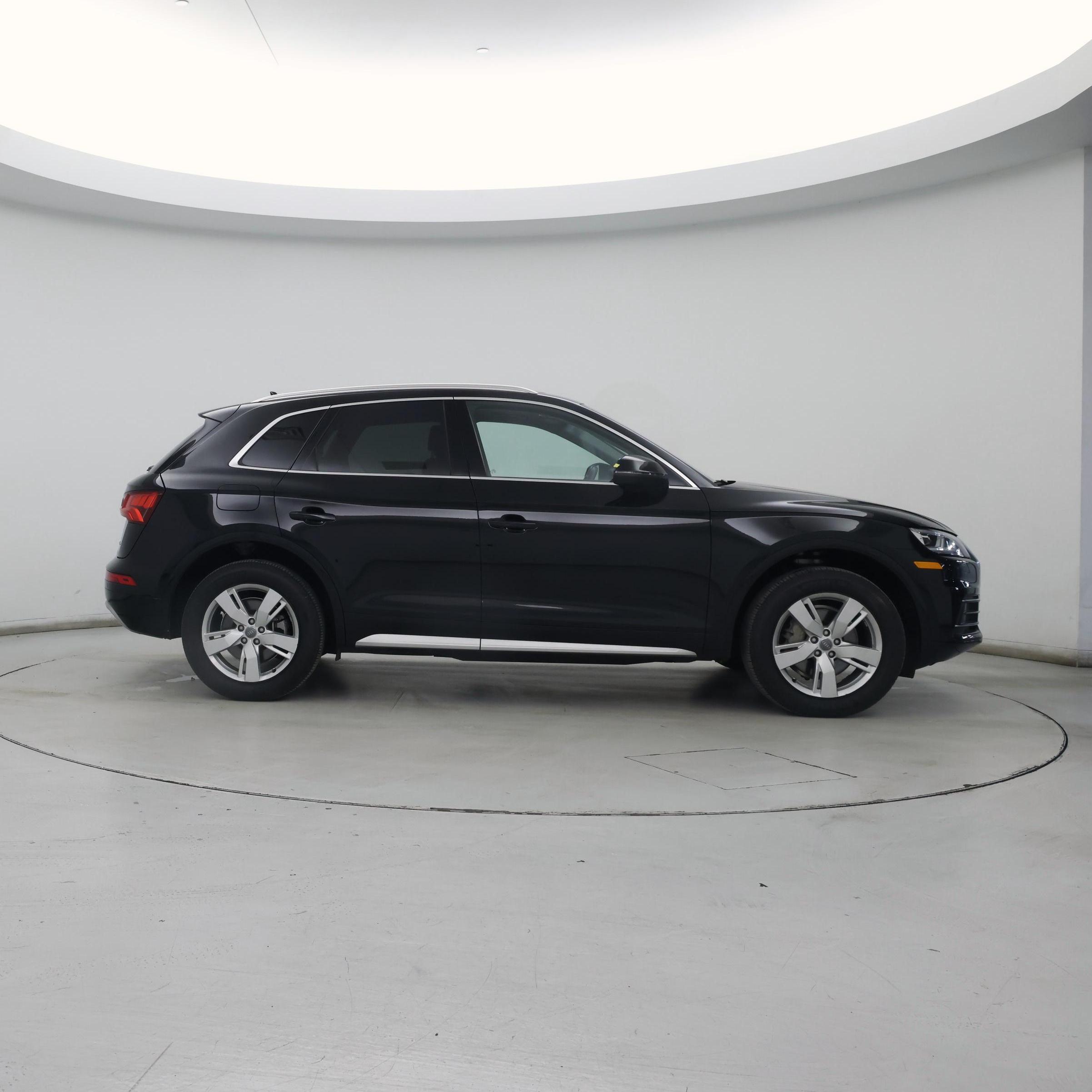 Thumbnail: 2019 Audi Q5 - 7