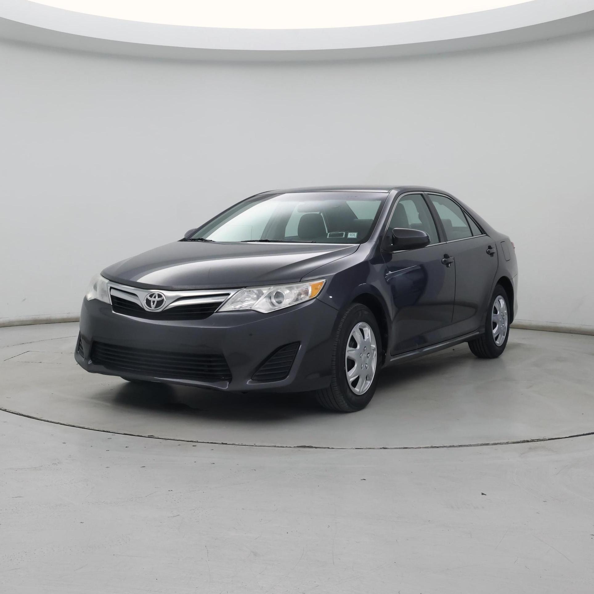Thumbnail: 2014 Toyota Camry - 4