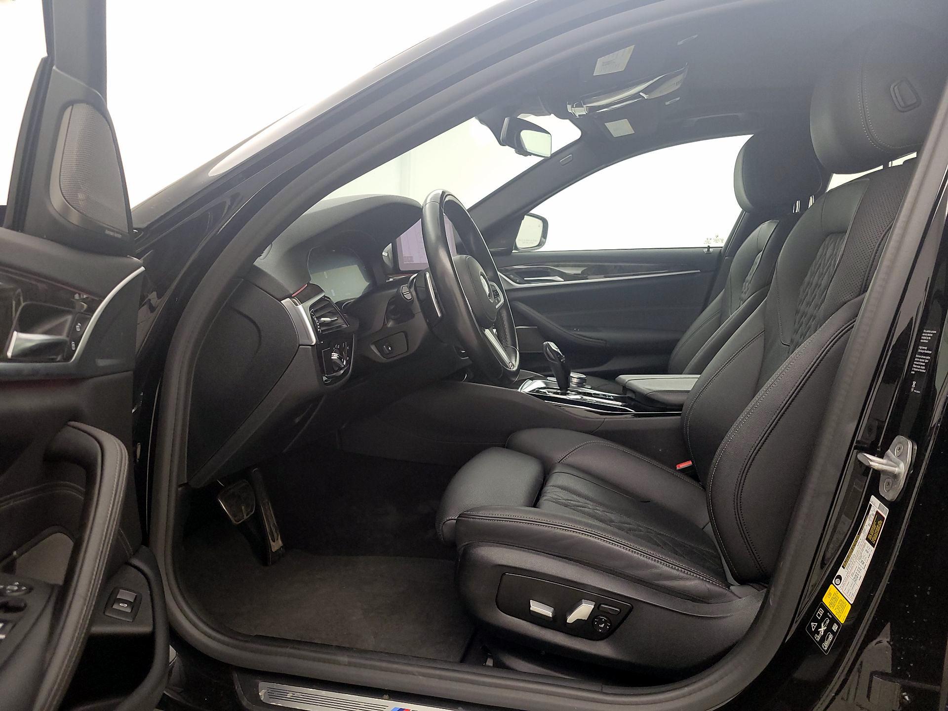 Thumbnail: 2021 BMW 5 Series - 11