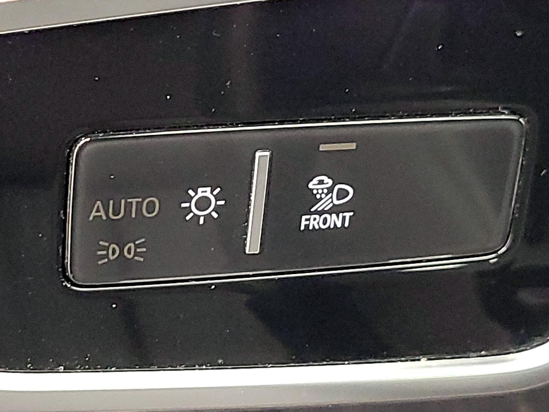 Thumbnail: 2020 Audi A6 - 13