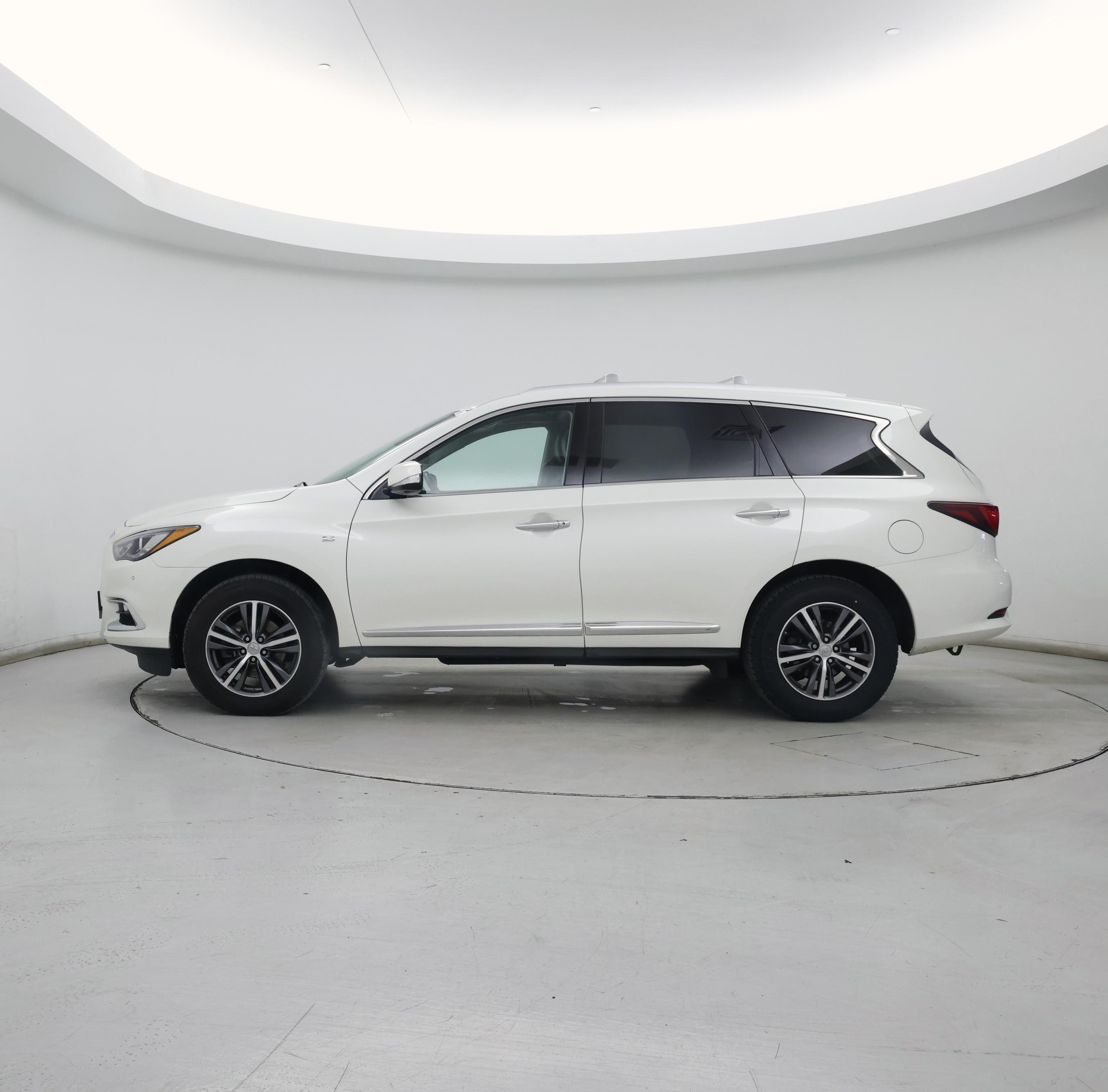 Thumbnail: 2019 INFINITI QX60 - 3