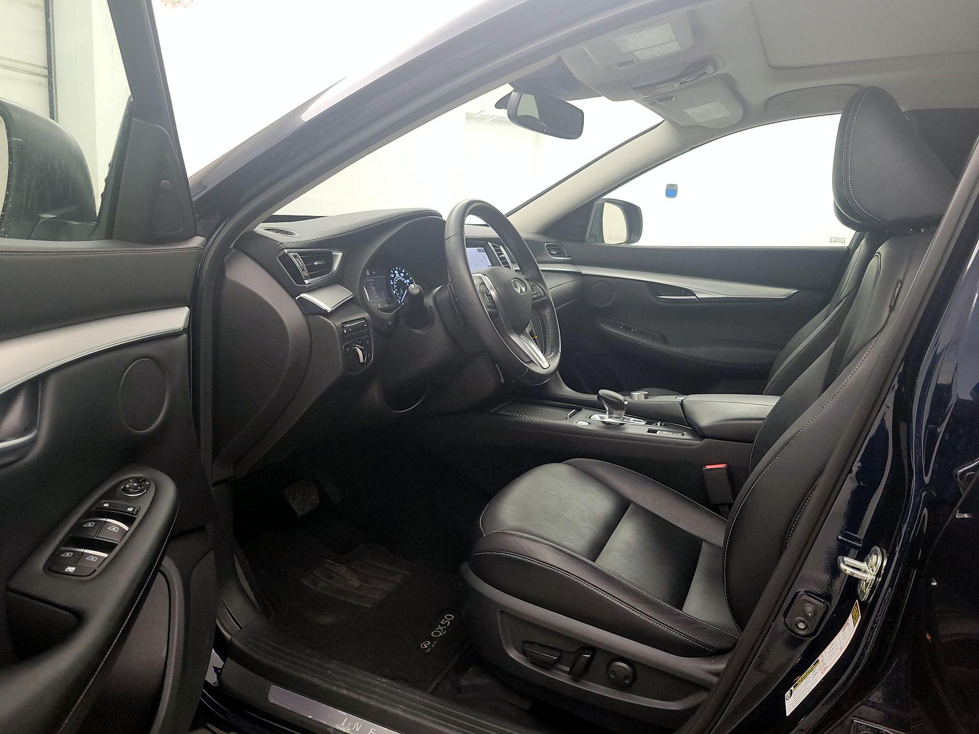 Thumbnail: 2021 INFINITI QX50 - 11