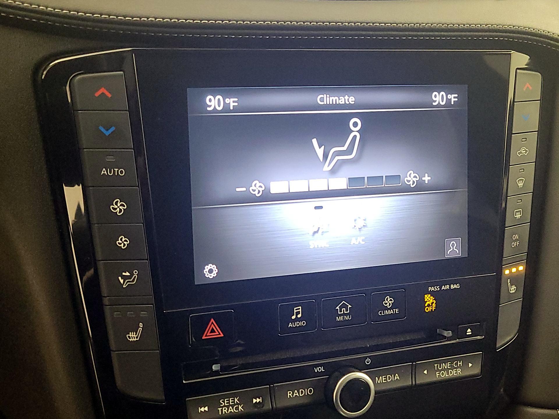 Thumbnail: 2021 INFINITI QX50 - 17