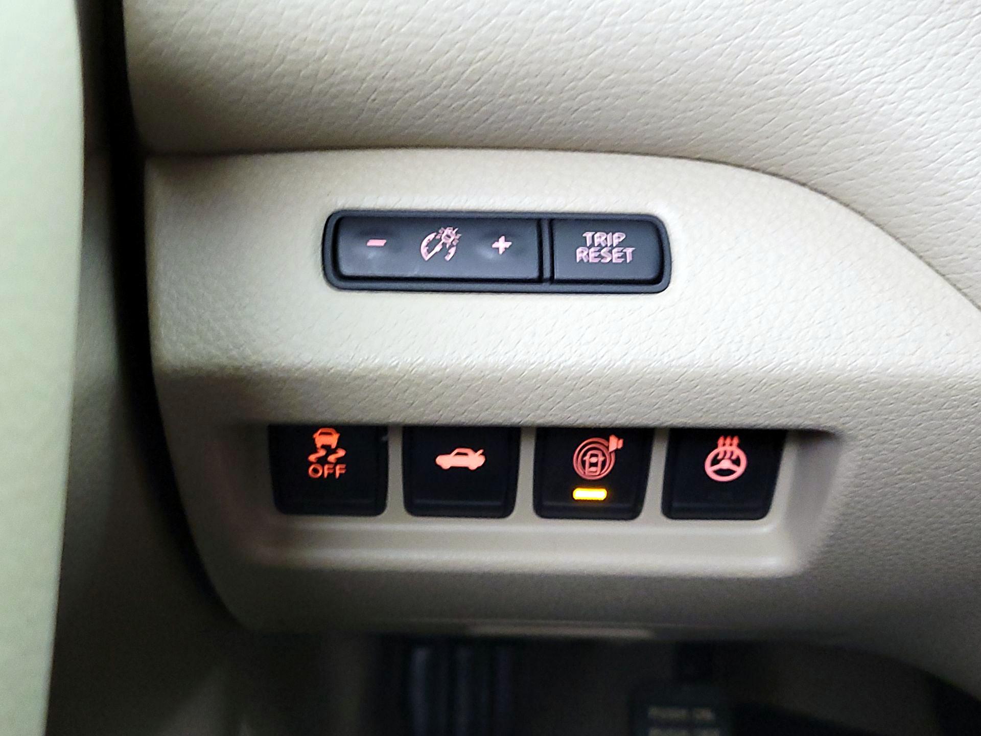 Thumbnail: 2014 Nissan Altima - 13