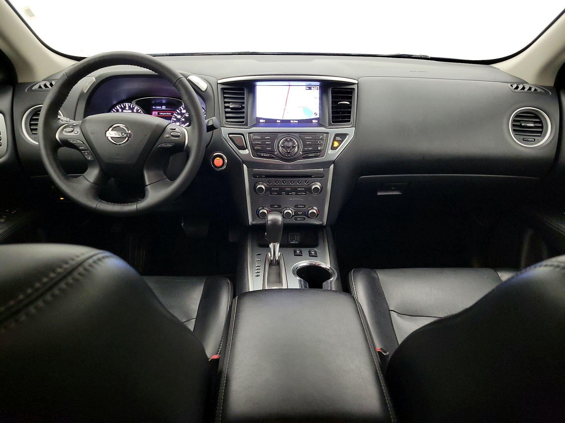 Thumbnail: 2020 Nissan Pathfinder - 9